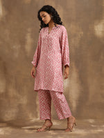 Thumbnail for trueBrowns Light Mauve Zig-Zag Printed Silk Co-Ord Set - Distacart