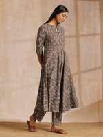 Thumbnail for trueBrowns Clay Dabu Zig-Zag Motifs Print Cotton Flared Kurta Pant Set - Distacart