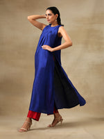 Thumbnail for trueBrowns Blue Textured Silk Sleeveless Kurta Pant Set - Distacart