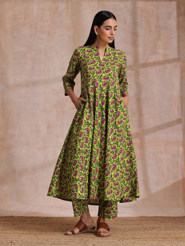 trueBrowns Lime Green Overall Pink Floral Block Print Cotton Flared Kurta Pant Set - Distacart