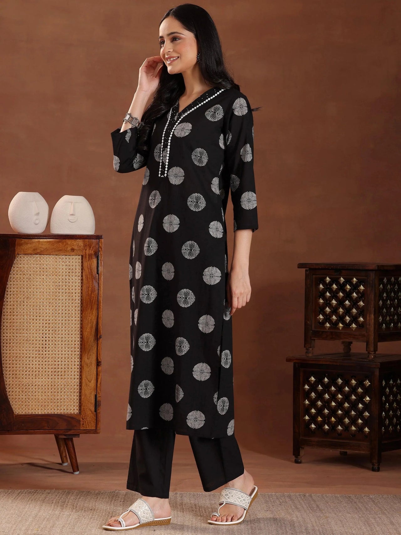 https://cdn.shopify.com/s/files/1/0341/4805/7228/files/2_ee354722-4261-4917-83e7-ce88d1750e5f.jpg?v=1739180513