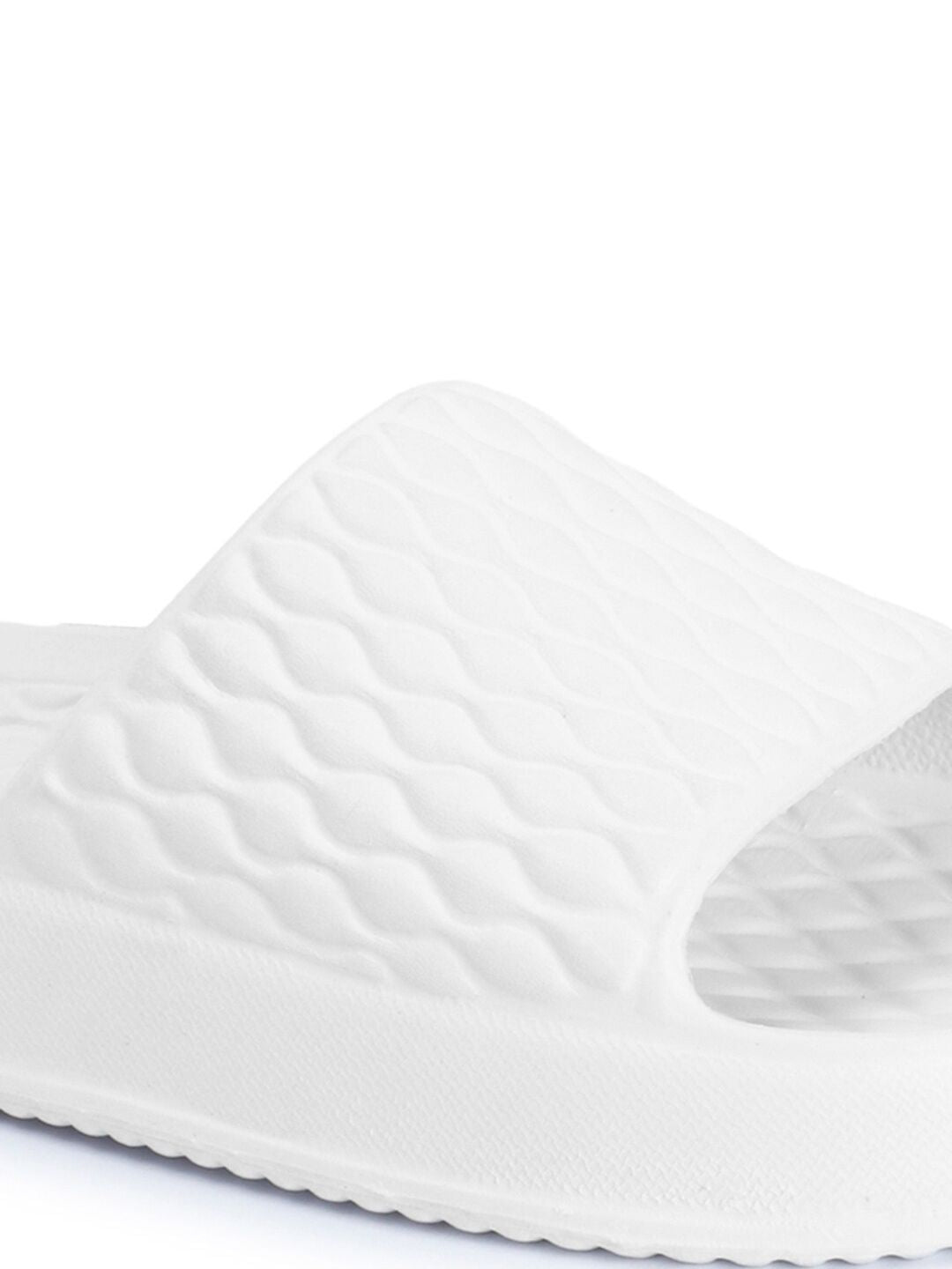 Roadster The Lifestyle Co. Women White Comfort Lightweight Sliders