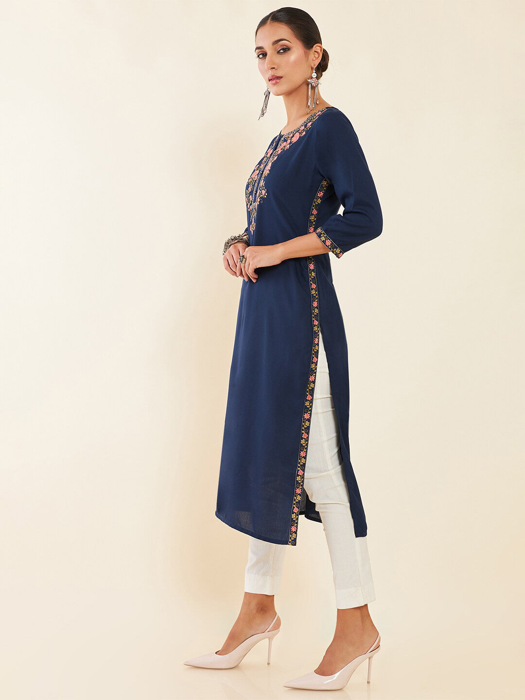 Soch Navy Blue Floral Embroidered Kurta - Distacart