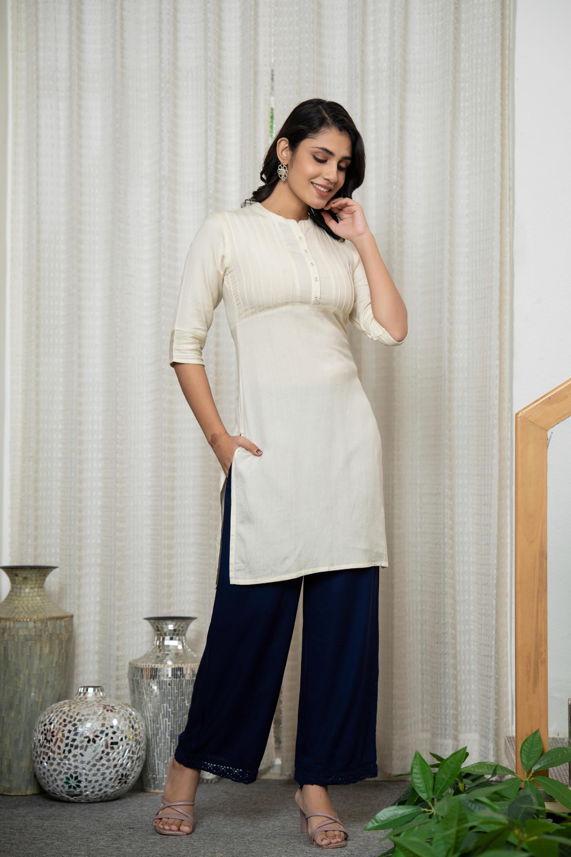 Juniper Rayon Knee-Length Straight Fit Kurta with Mandarin Collar - Distacart