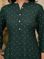Thumbnail for Juniper Women's Bottle Green Liva Rayon Kurta With Buttons Details - Distacart