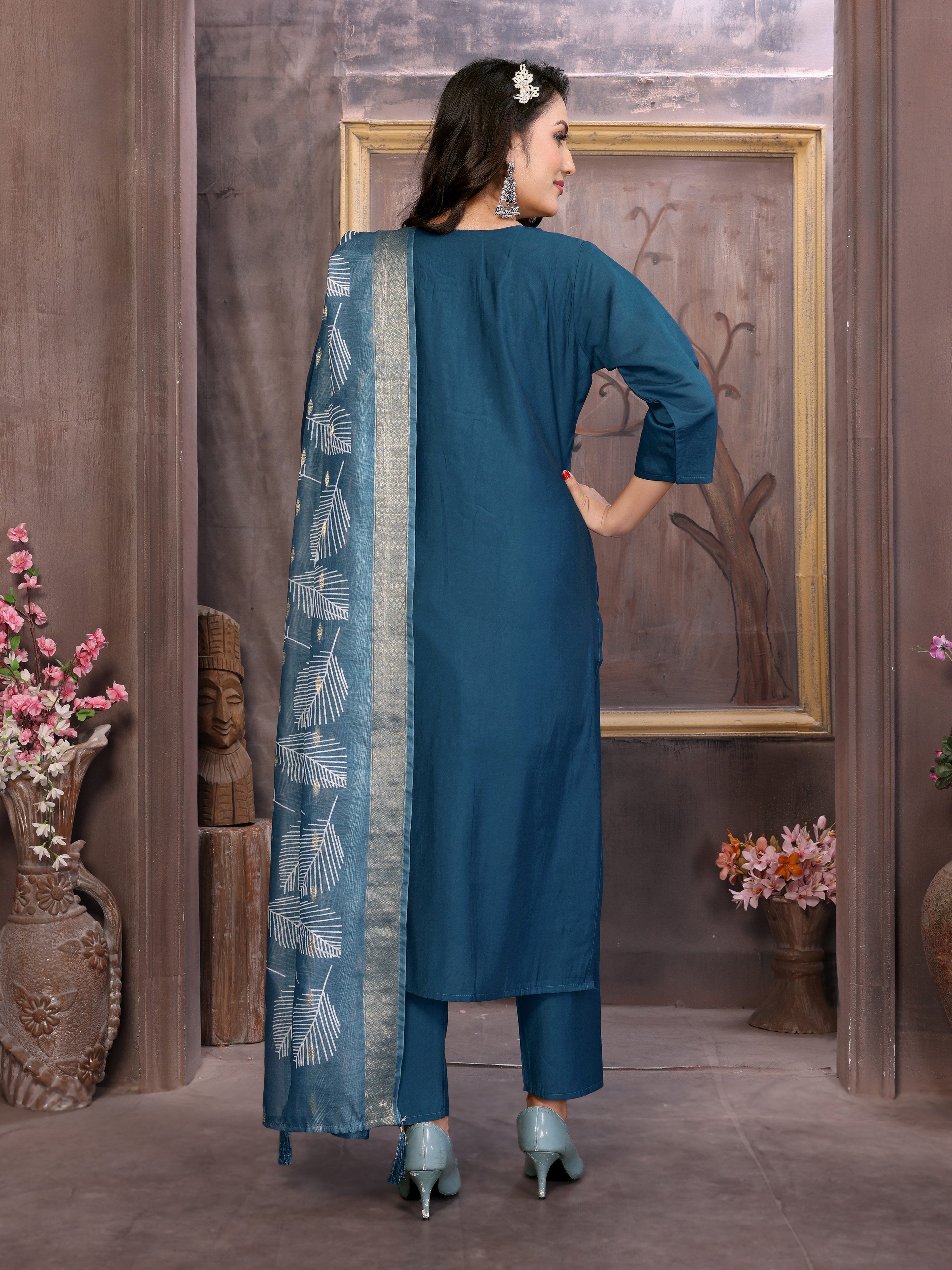 Vedant Vastram Kurta Pant set with Dupatta having Beautiful Hand work (Khatli Work) - Dark Peacock - Distacart