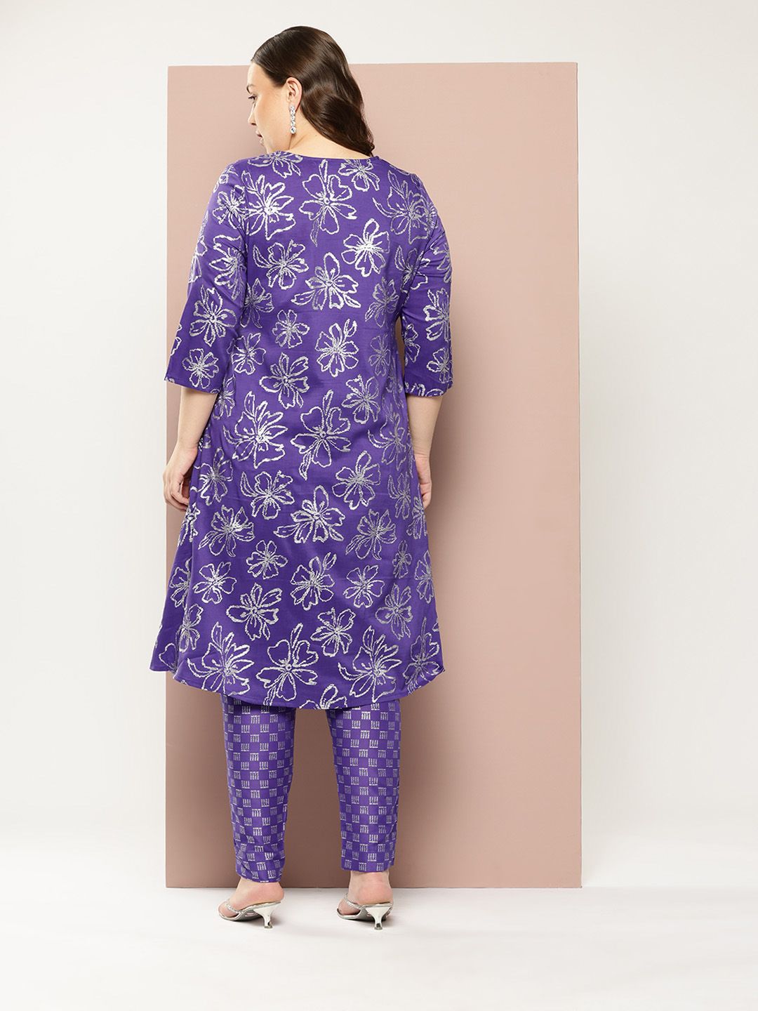 Sztori Plus Size Floral Printed Yoke Design Kurta with Trousers - Distacart