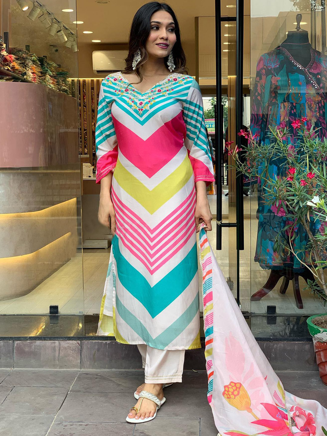 Kalini Chevron Printed Beads & Stones Regular Kurta With Trousers & Dupatta - Distacart