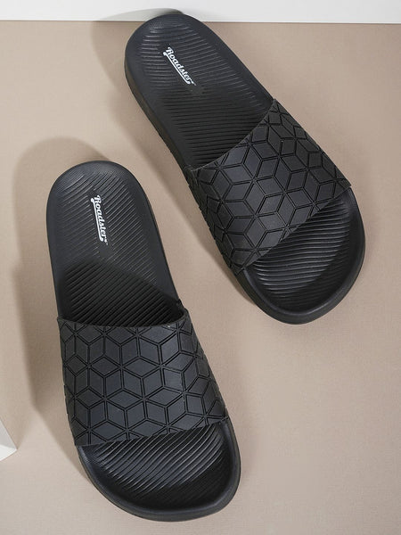 Roadster The Lifestyle Co. Men Black Printed Slider