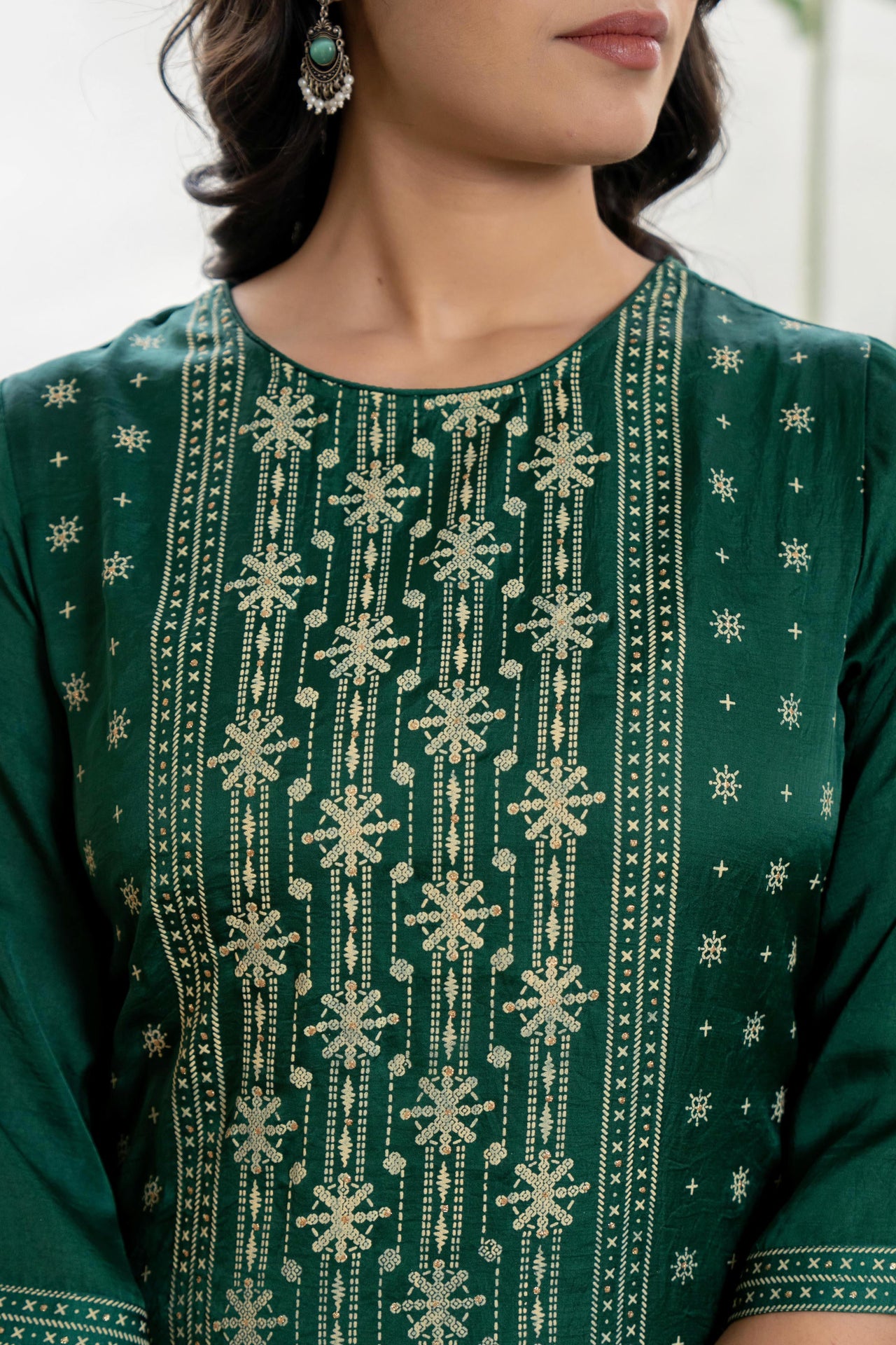 Juniper Women's Green Viscose Rayon Self Design Sharara Set