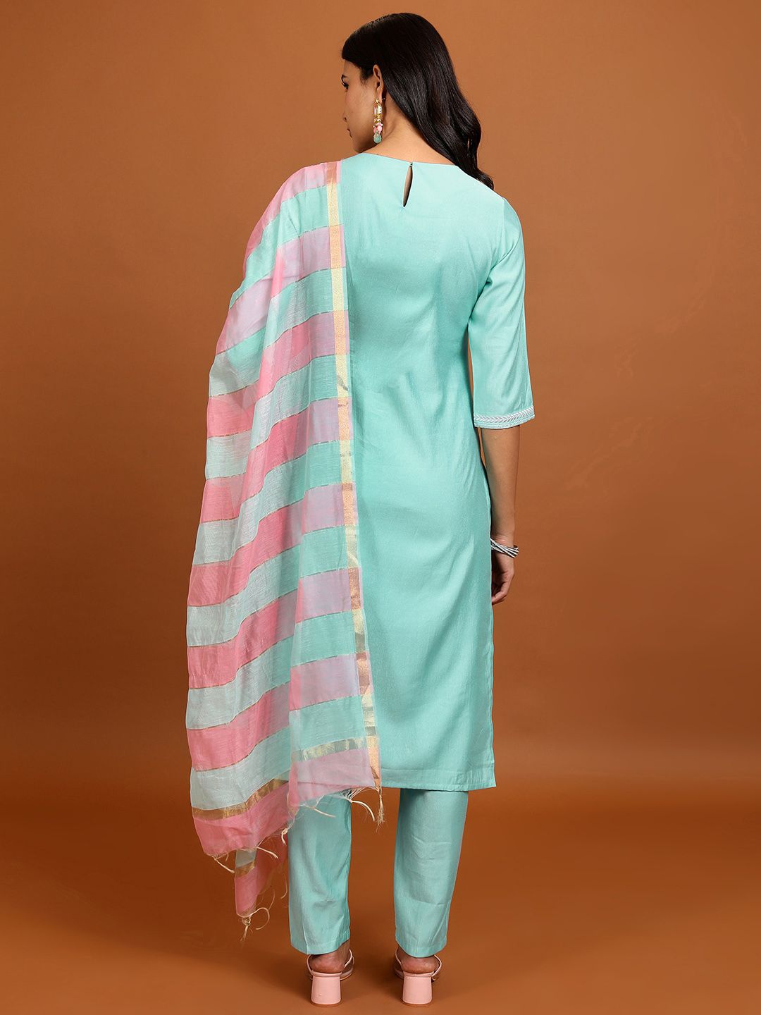 Vishudh Floral Embroidered Thread Work Kurta With Trousers & Dupatta - Distacart