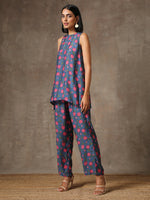 Thumbnail for trueBrowns Blue Pink Printed Silk Co-Ord Set - Distacart