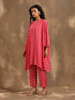 Thumbnail for trueBrowns Pink Lehariya Printed Silk Kaftan Co-Ord Set - Distacart