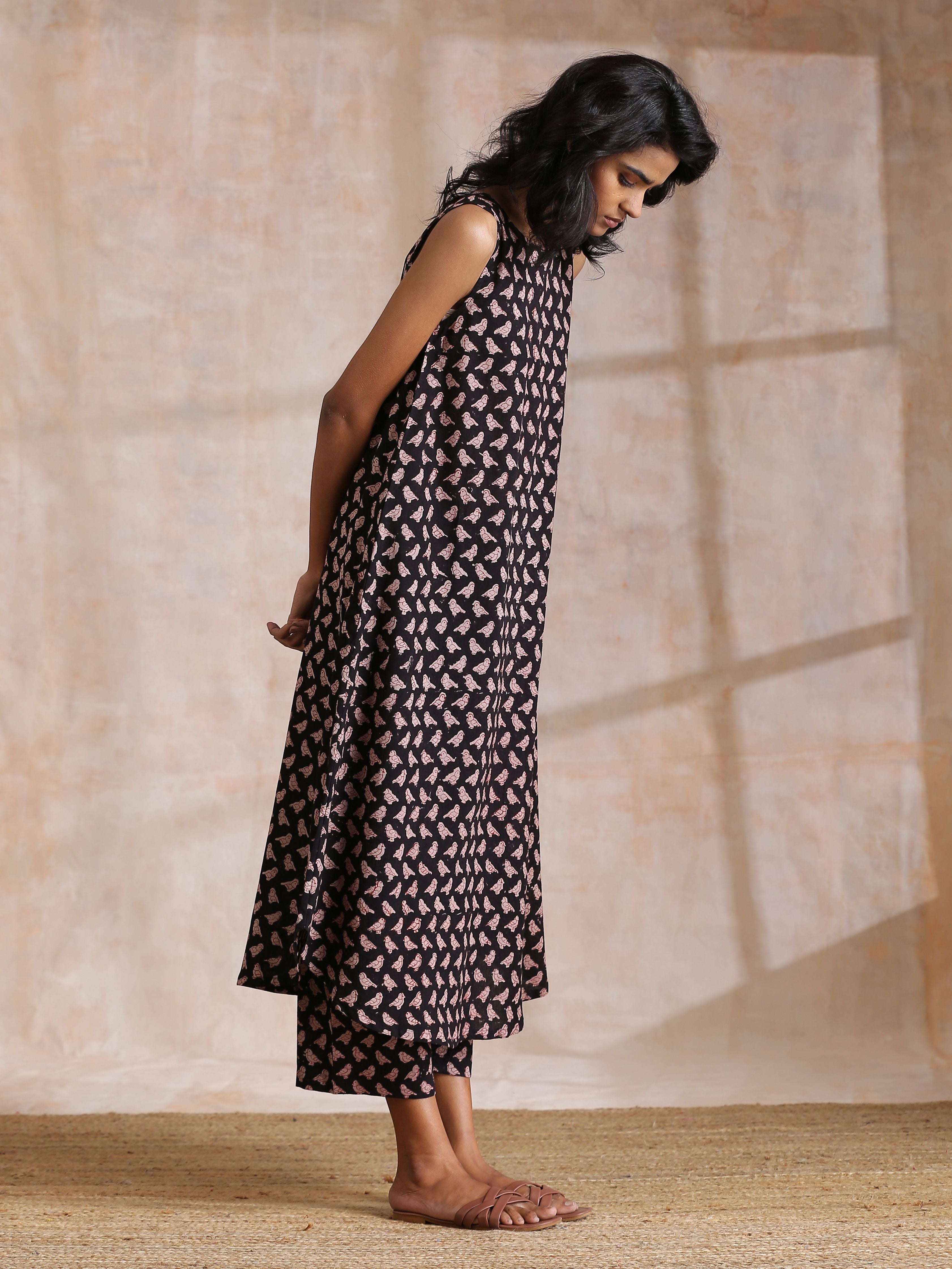 trueBrowns Black Bird Bagru Print Cotton Sleeveless Kurta Pant Set - Distacart