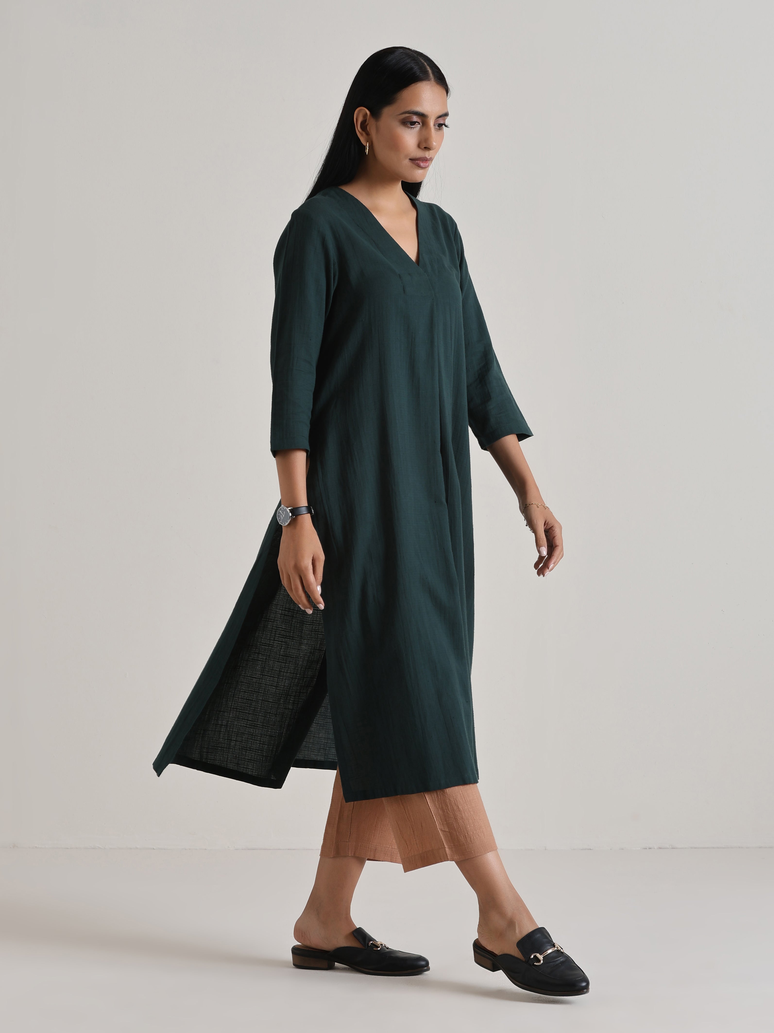 trueBrowns Dark Green Kurta Pant Set - Distacart