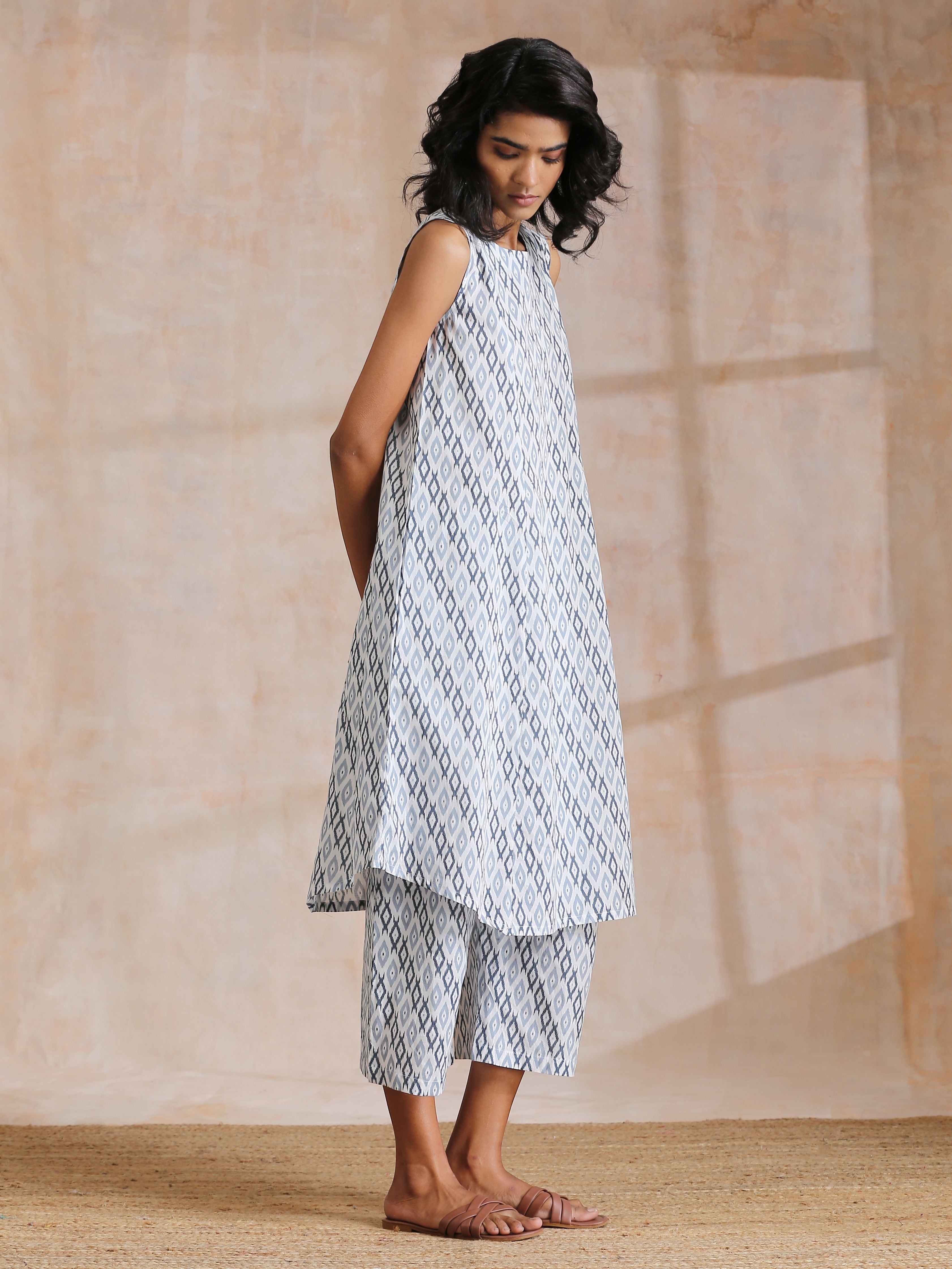 trueBrowns Multi Grey On Grey Ikat Print Cotton High-Low Co-Ord Set - Distacart