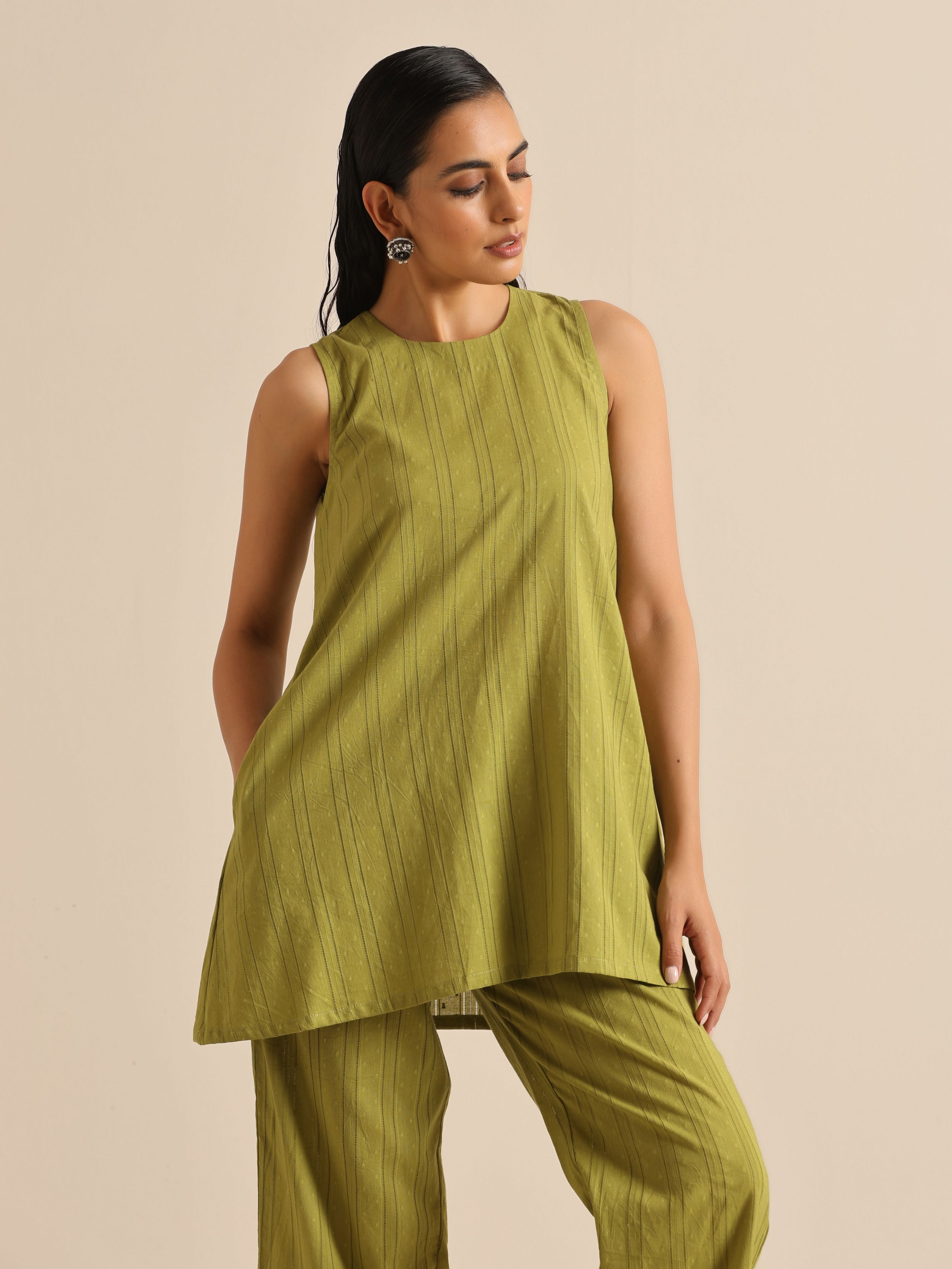 trueBrowns Green Dobby Sleeveless Co-Ord Set - Distacart