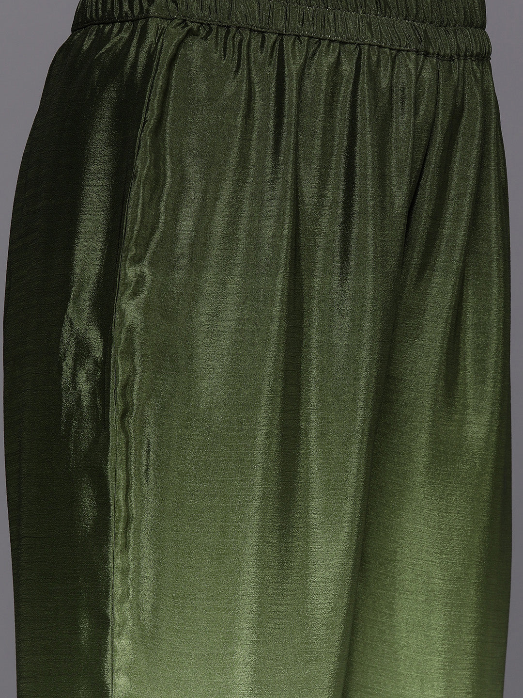 Varanga Women Mandarin Collar Placement Embroidered Kurta Paired With Tonal Bottom