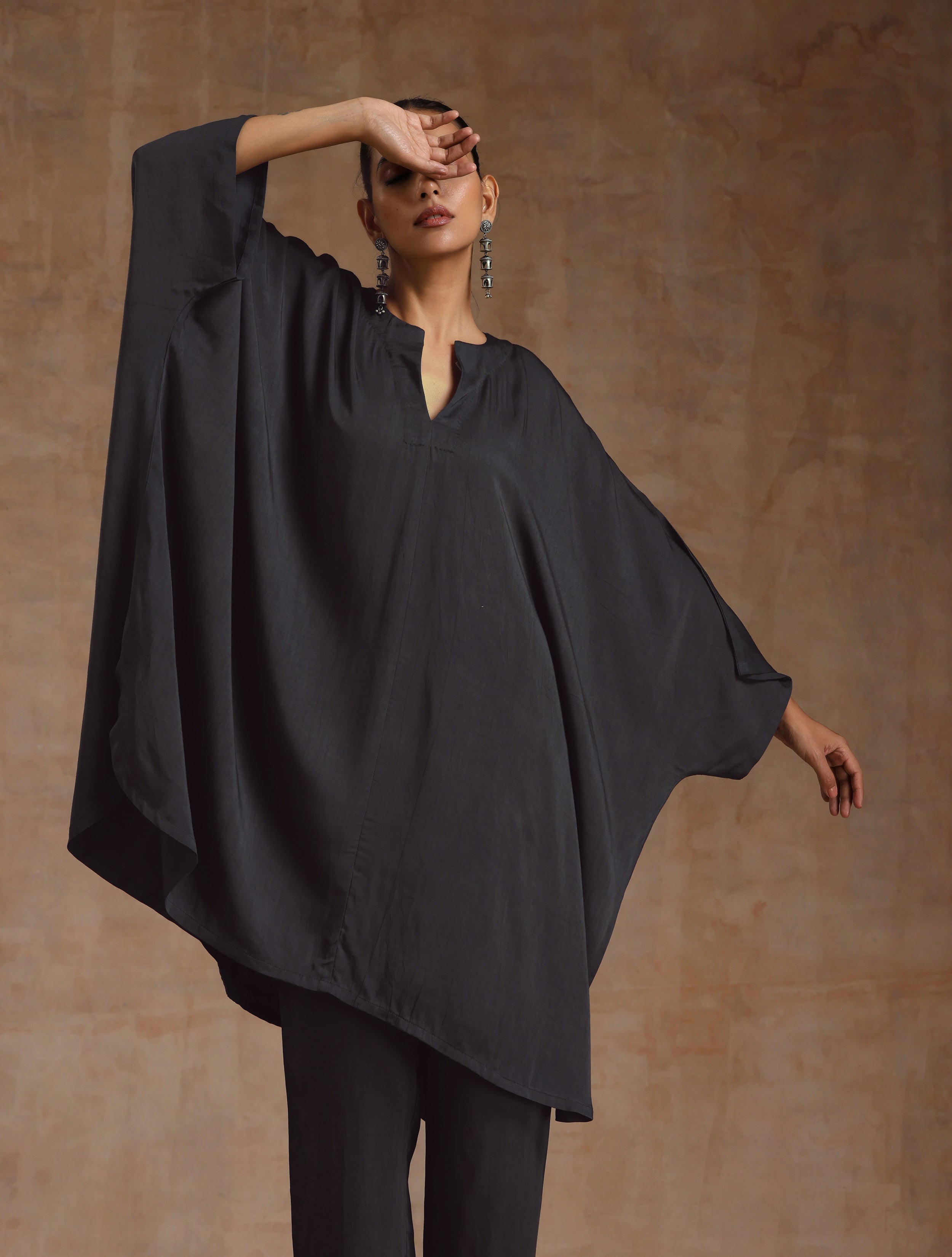 trueBrowns Grey Modal Satin Oversized Round Co-Ord Set - Distacart