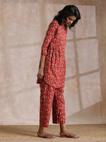 Thumbnail for trueBrowns Rust Red Bagru Fish Print Cotton Gathers Co-Ord Set - Distacart