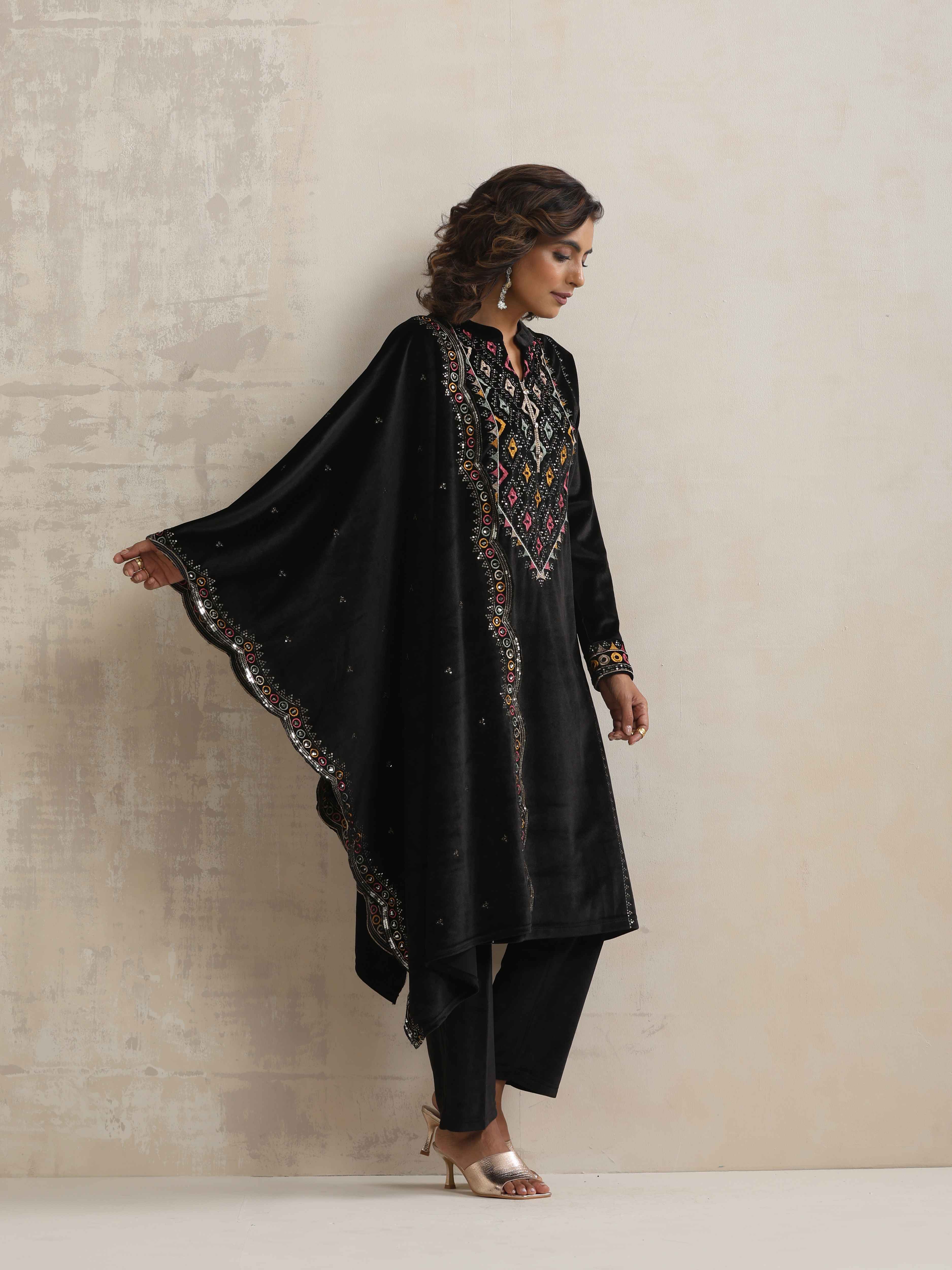 trueBrowns Black Velvet Geometric Embroidered Kurta Pant Dupatta Set - Distacart