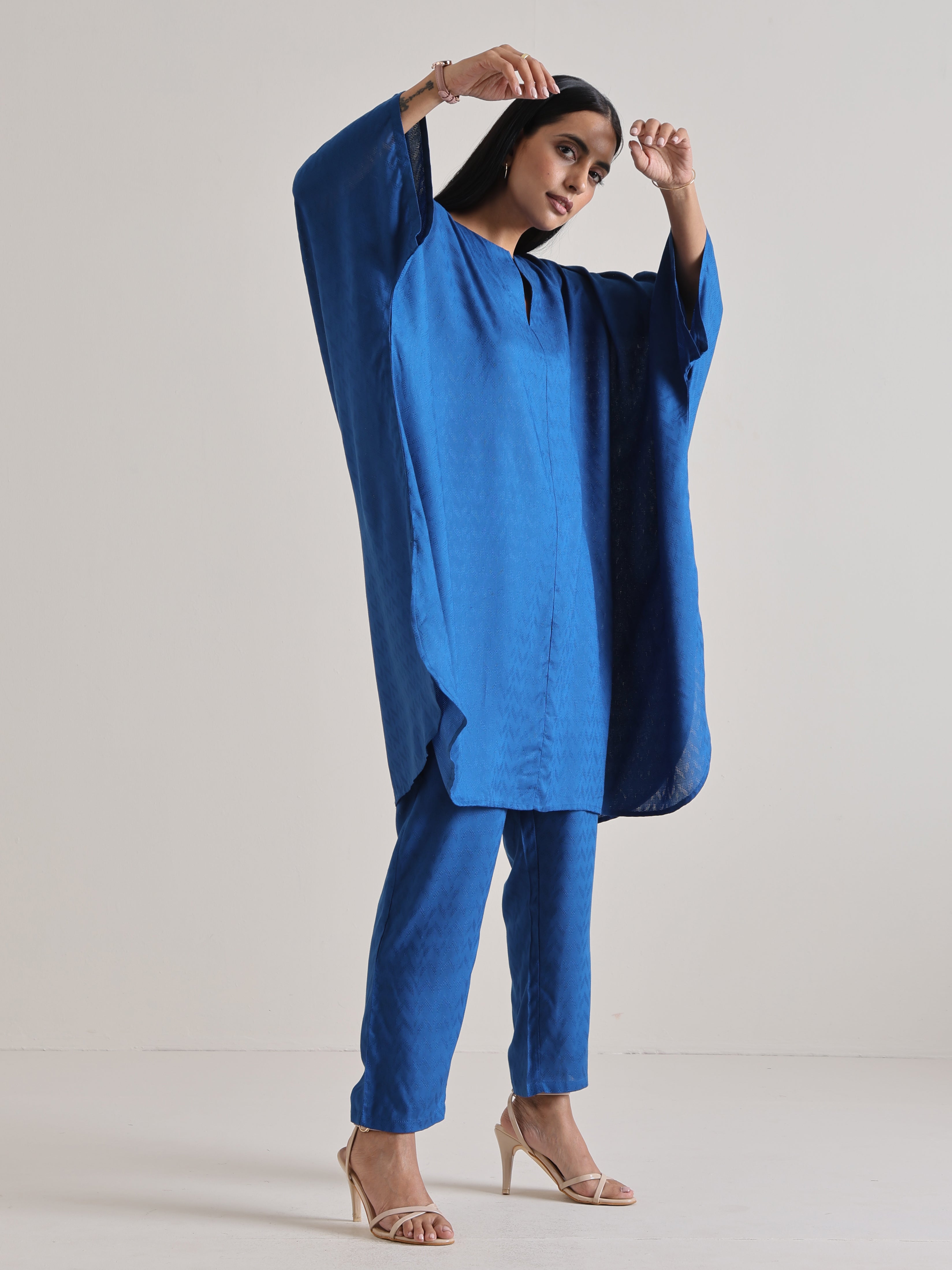 trueBrowns Ink Blue Oversized Round Co-Ord Set - Distacart