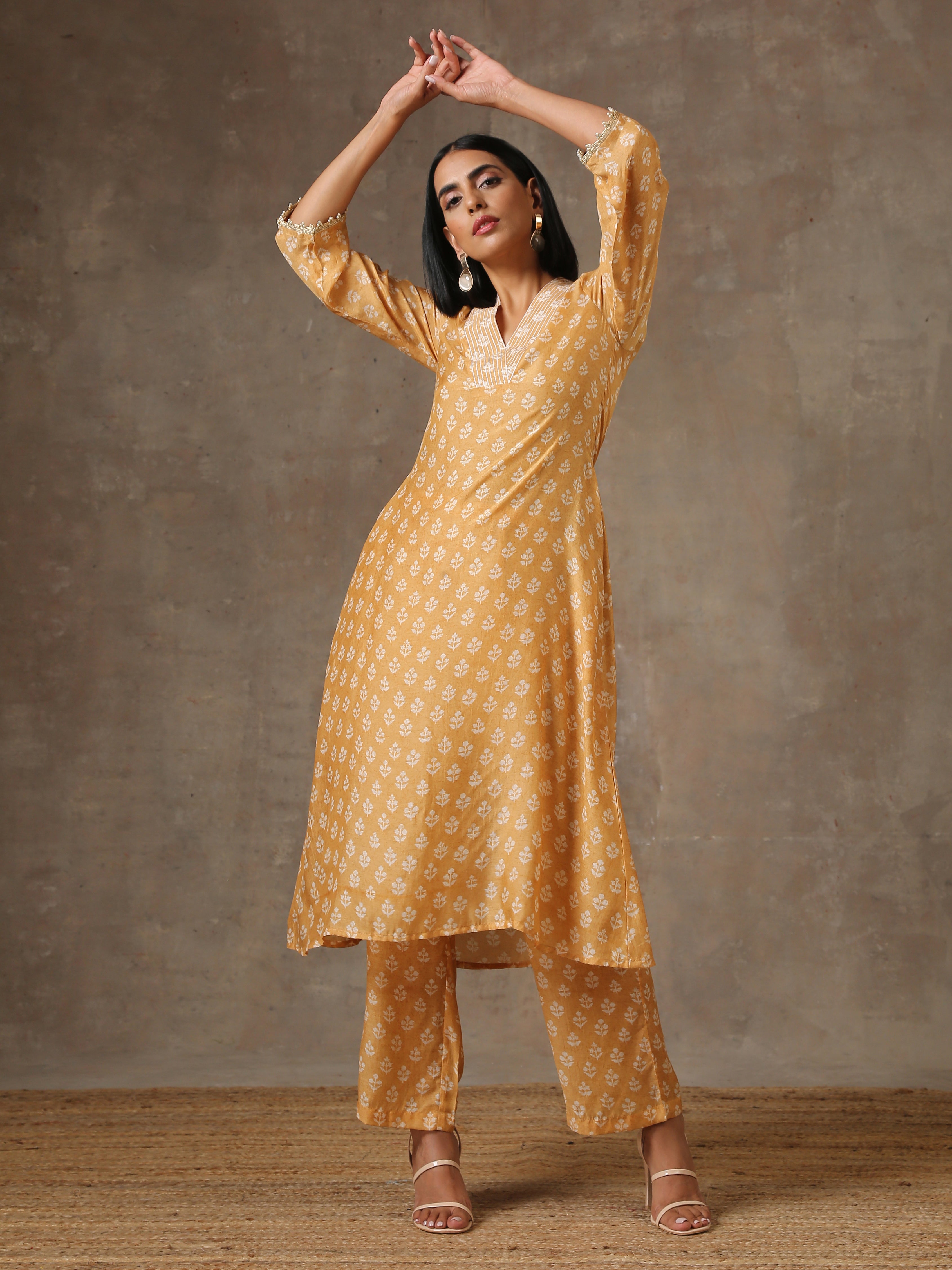 trueBrowns Beige White Flared Printed Silk Kurta Pant Set - Distacart