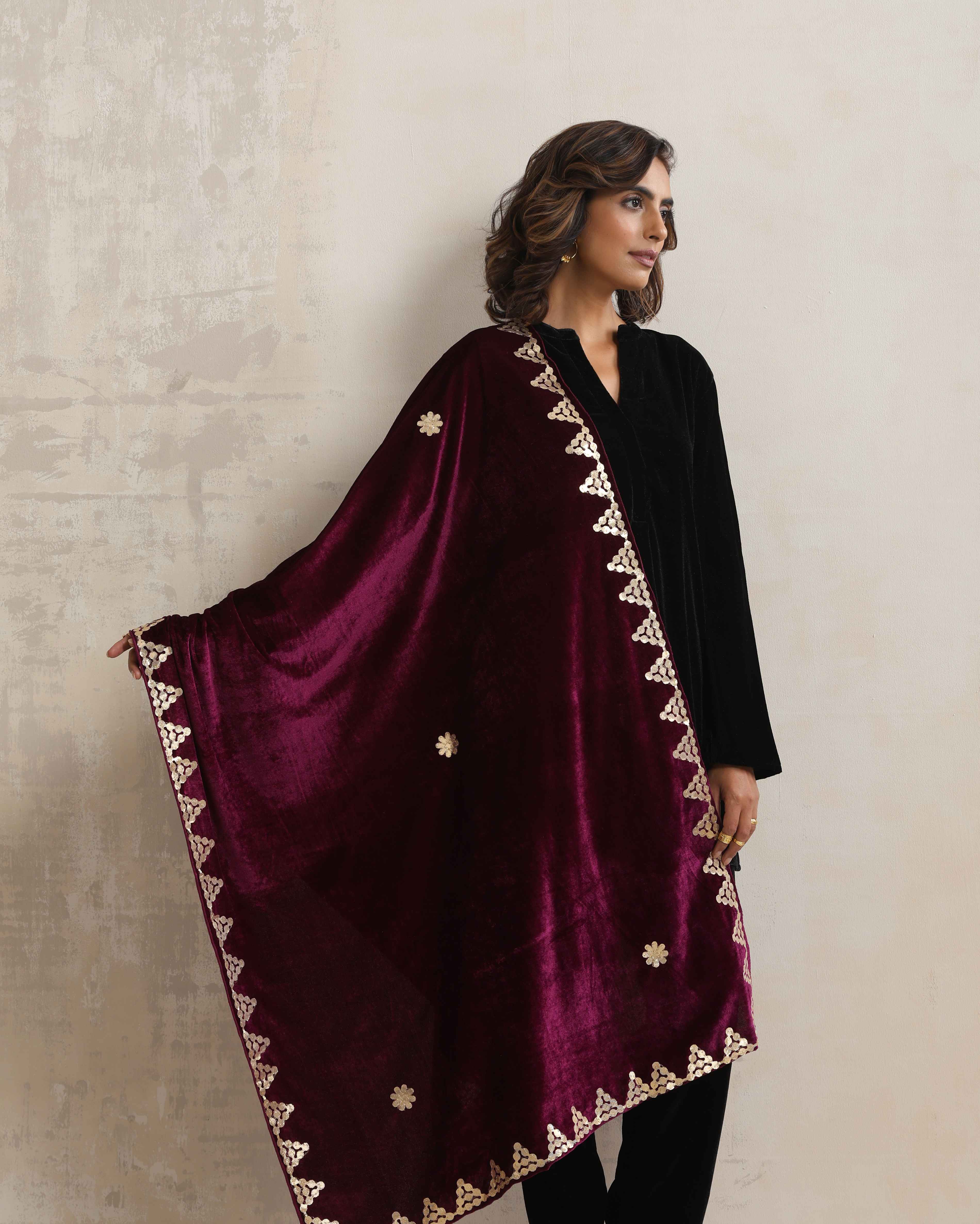 trueBrowns Wine Velvet Gota Patti Stole - Distacart