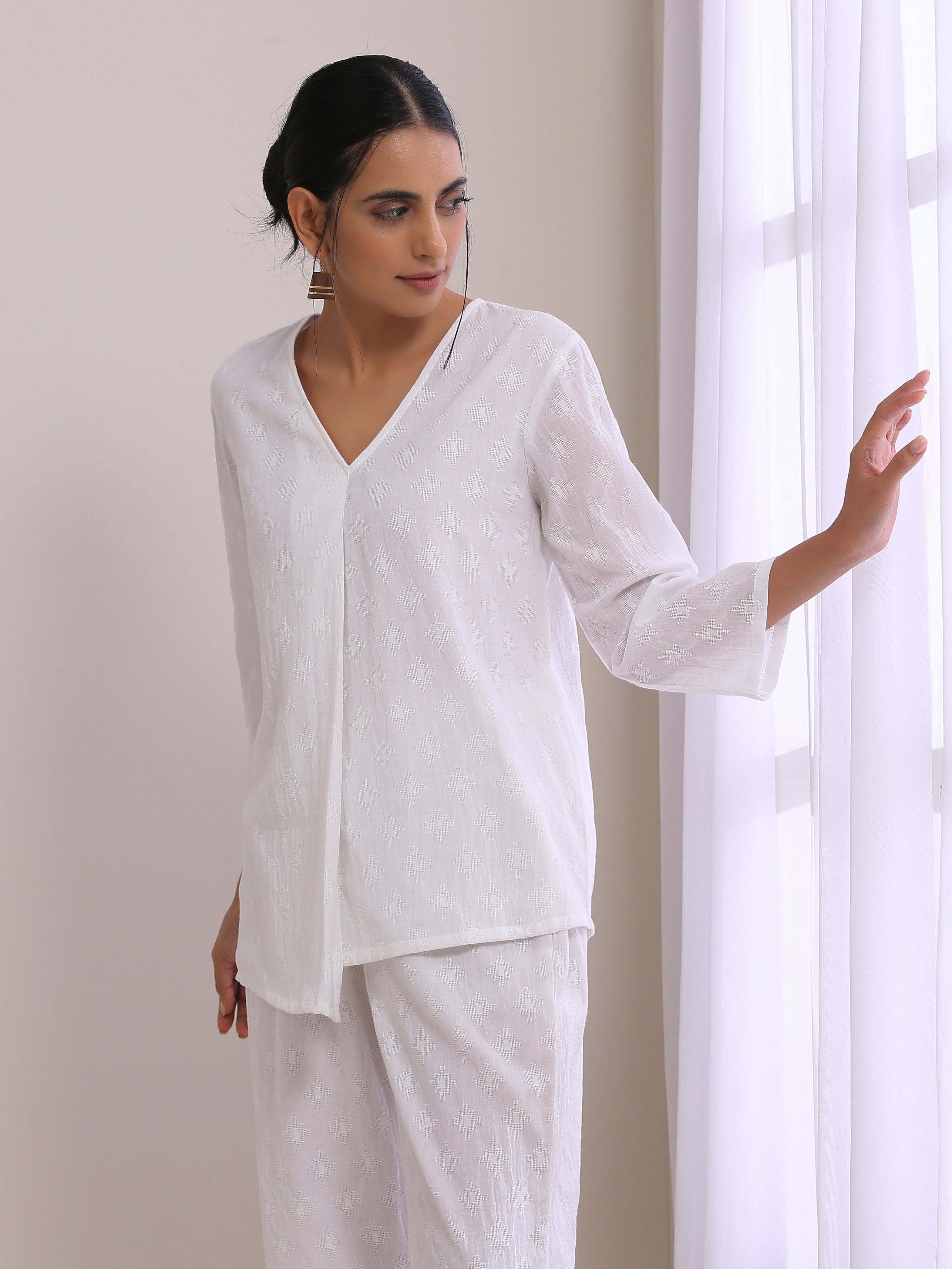 trueBrowns White Dobby Short Asymmetric Co-Ord Set - Distacart