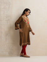 Thumbnail for trueBrowns Brown Kashmiri Floral Embroidered Woollen Phiran Kurta - Distacart