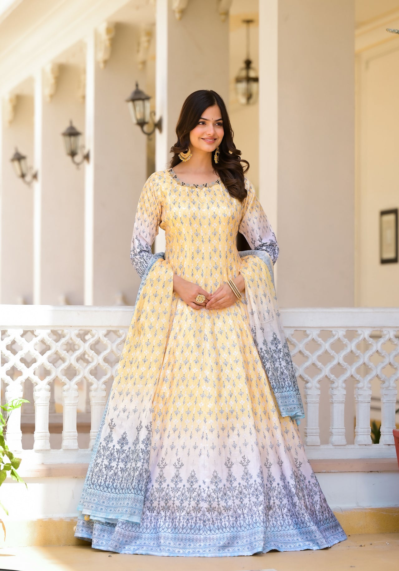 Samyukta37004