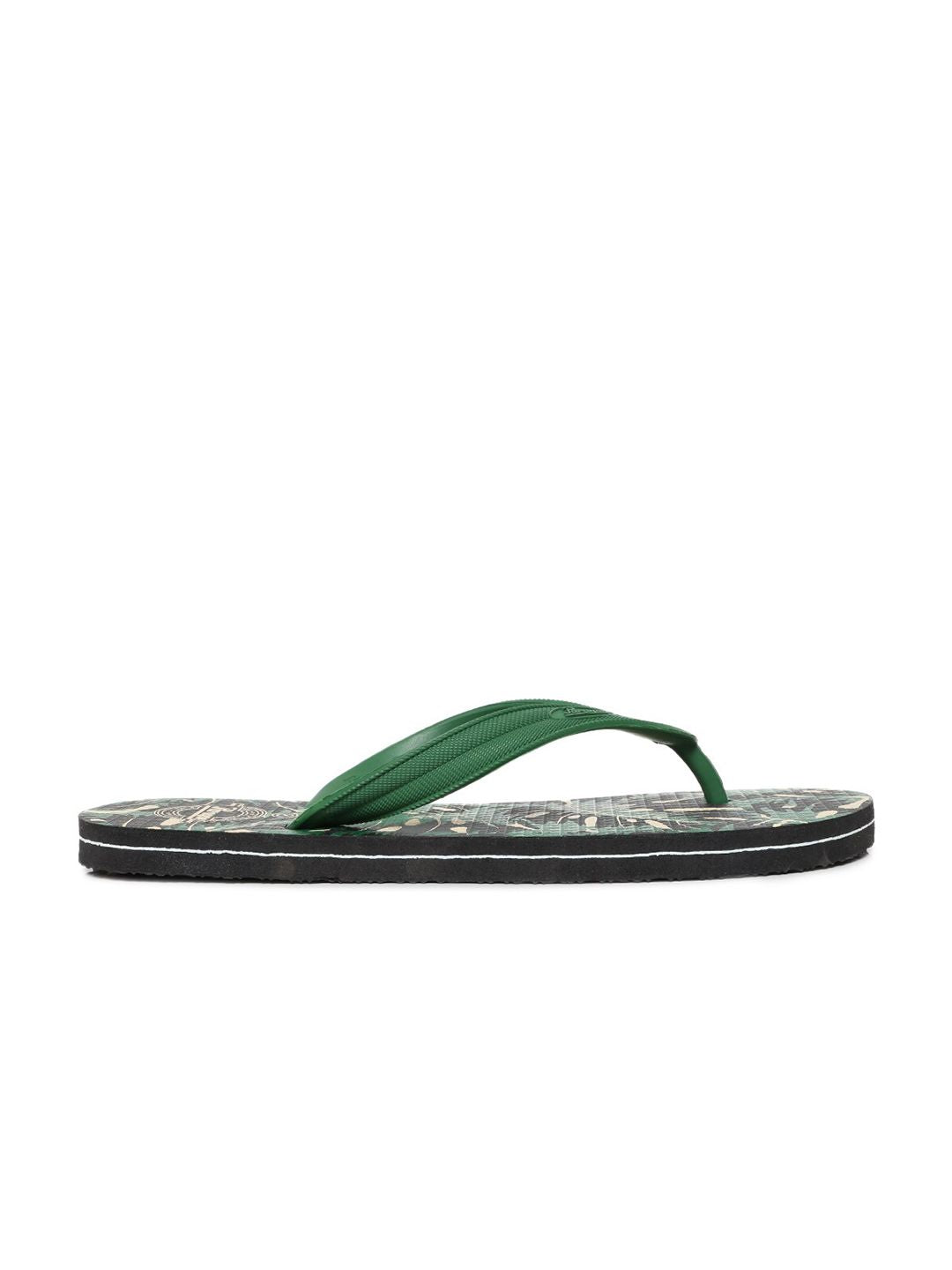 Paragon Men Green Printed Rubber Slippers