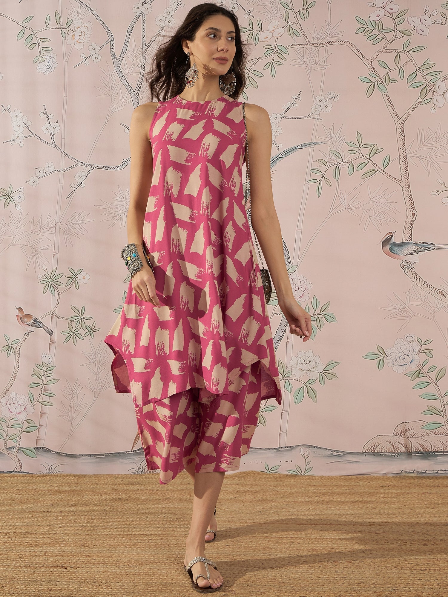 InWeave Punch Pink Beige Kurta Set - Distacart