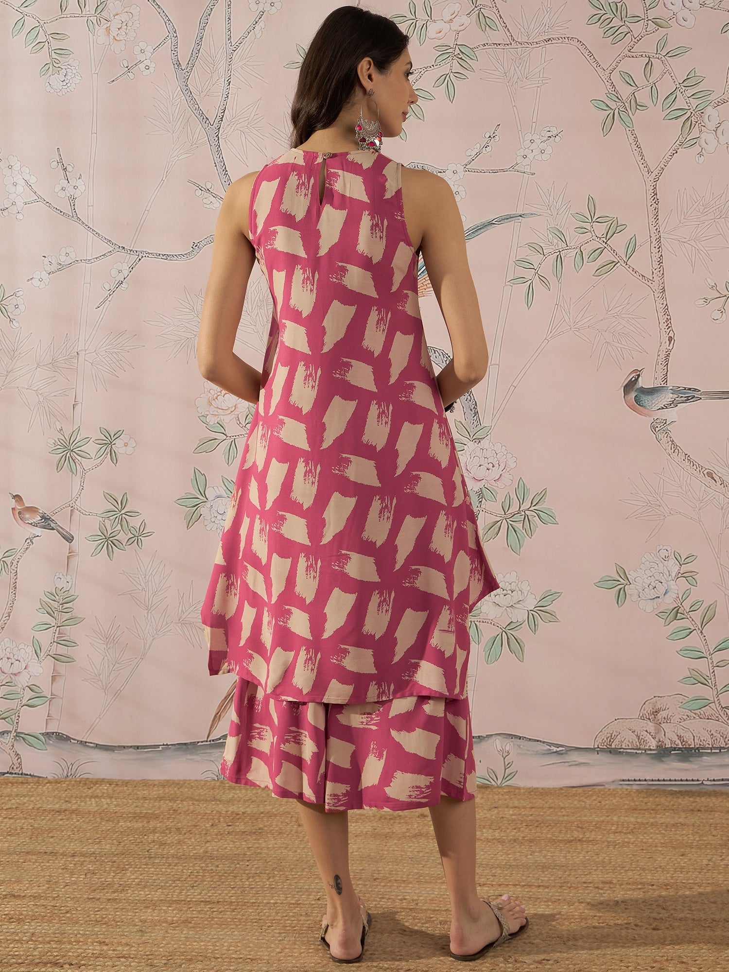 InWeave Punch Pink Beige Kurta Set - Distacart