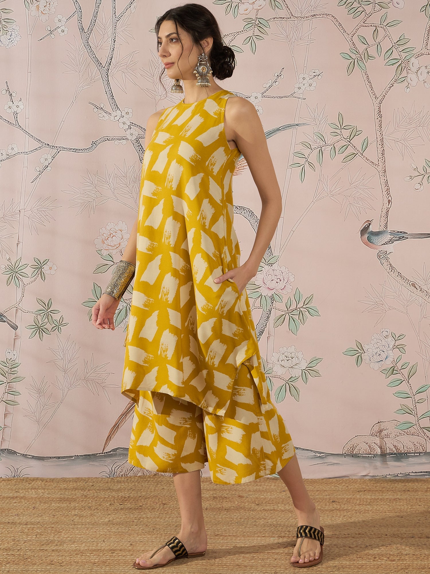 InWeave Honey Yellow Beige Kurta Set - Distacart