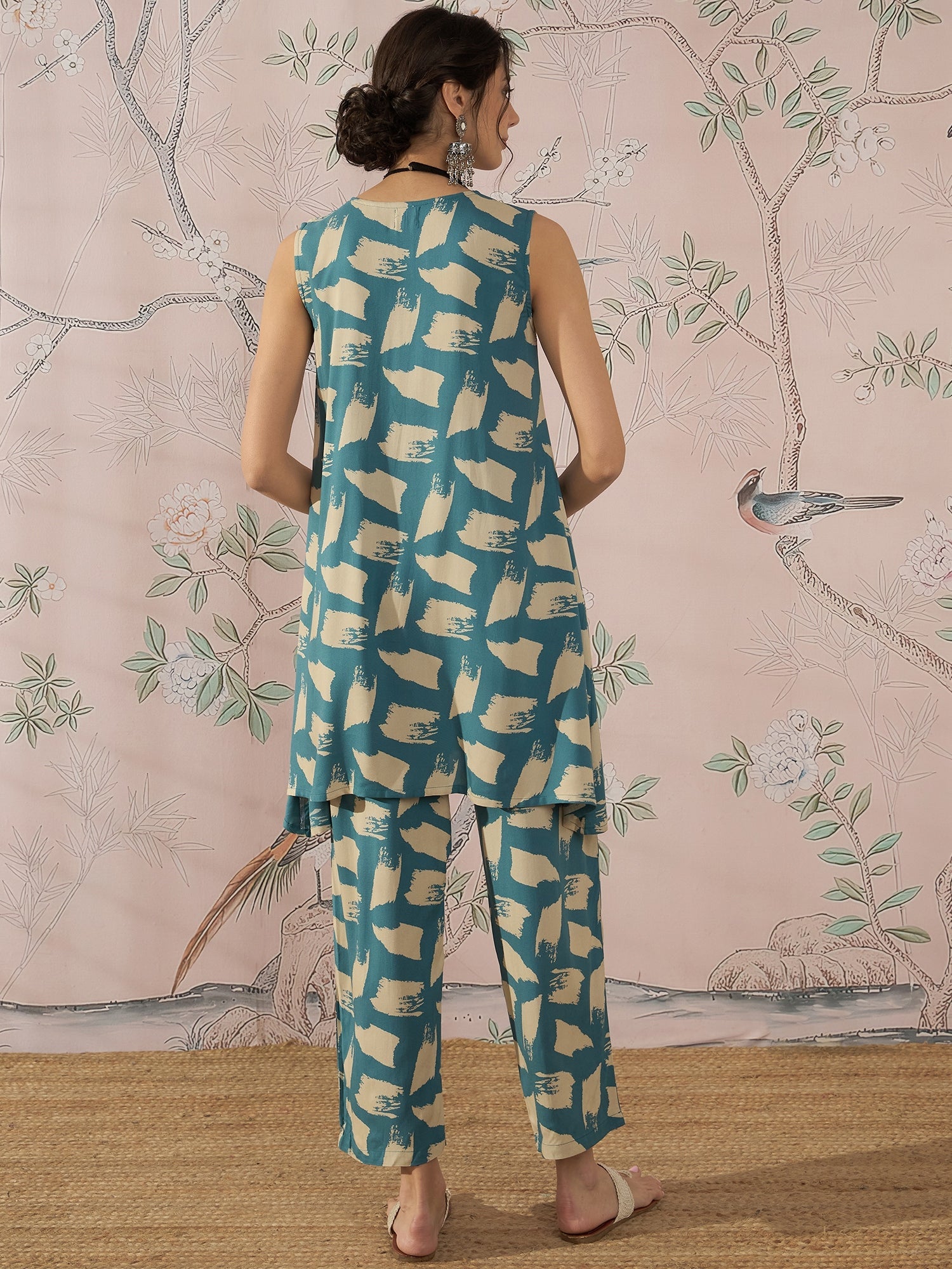 InWeave Marin Teal Beige Slit Kurta Set - Distacart