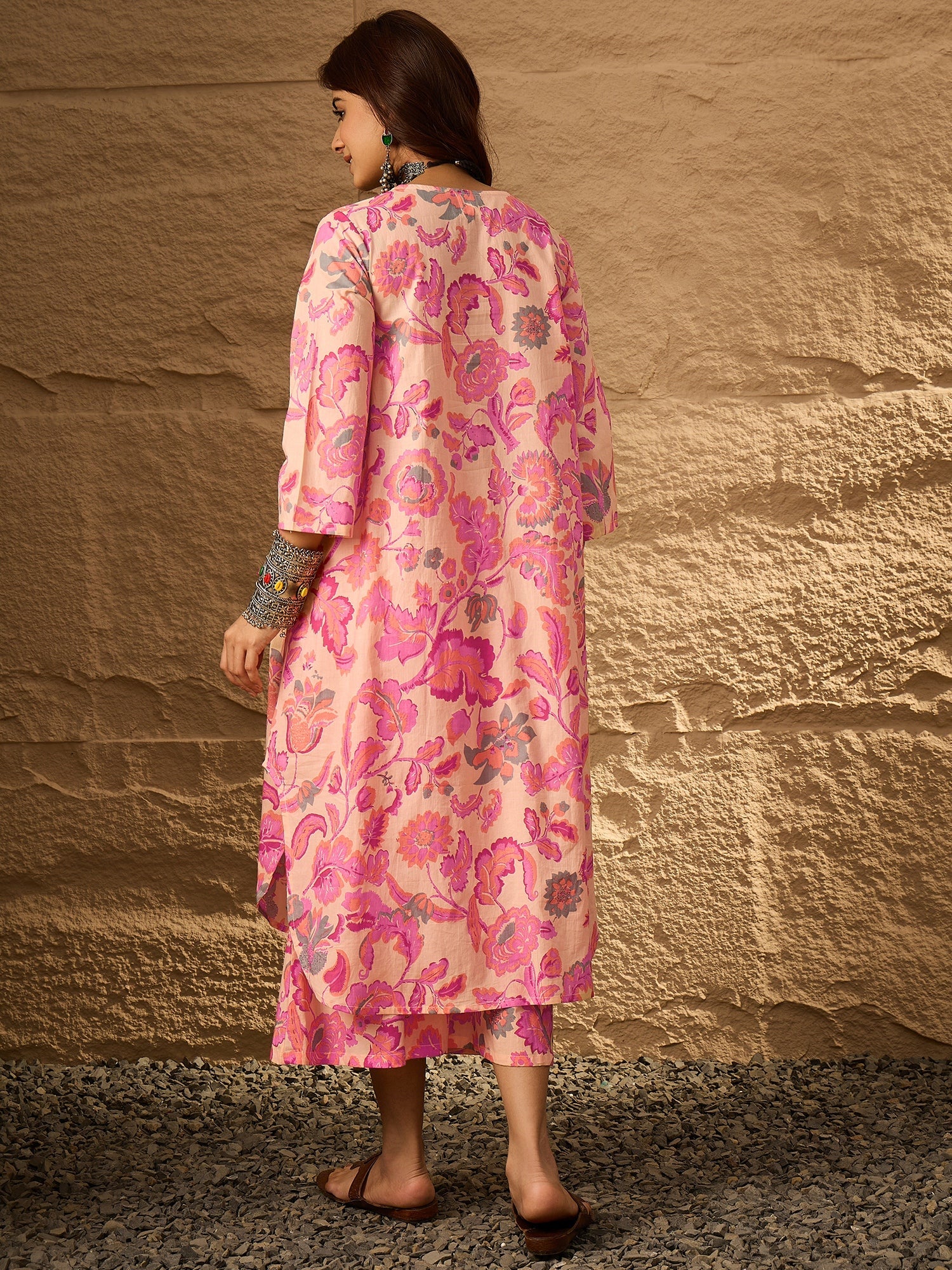 InWeave Light Peach Big V-Flared Kurta Set - Distacart