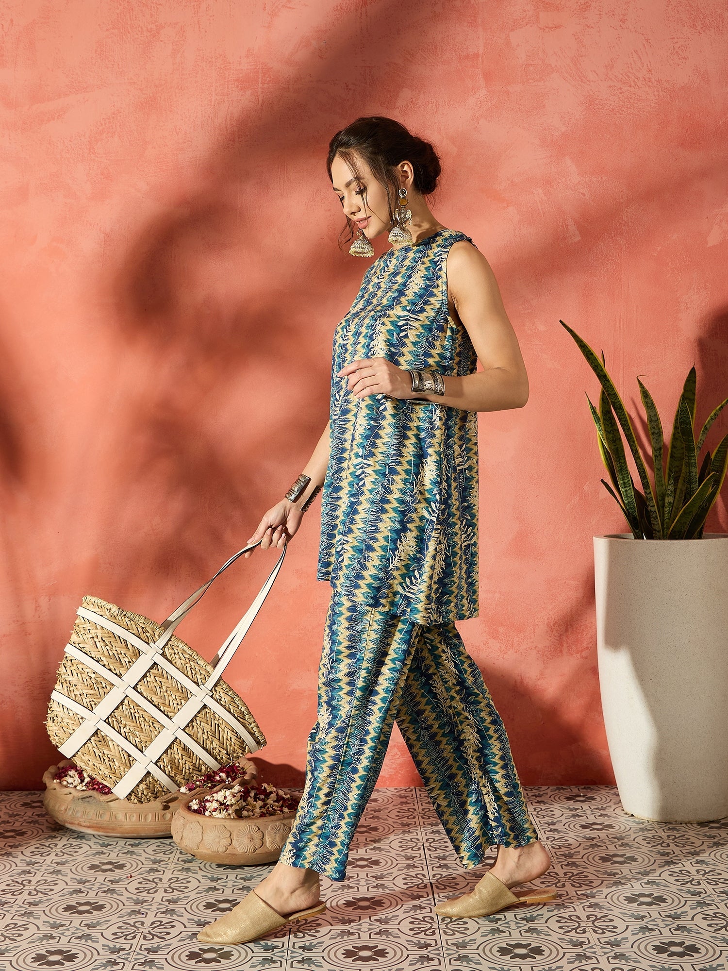 InWeave Teal Leaf Zig Zag Foil W/S Kurta Pant Set - Distacart