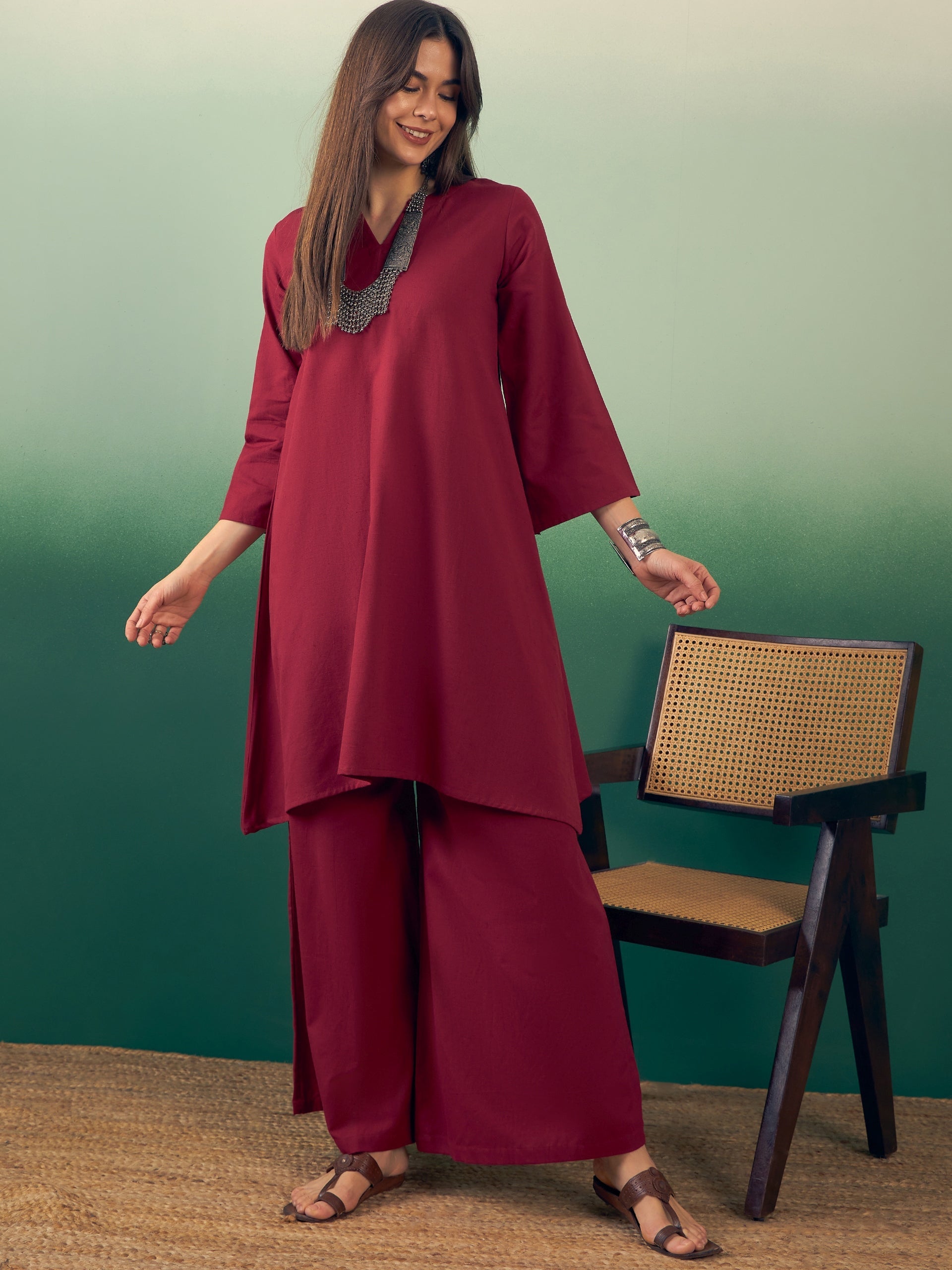 InWeave Burgundy Kurta Palazzo Set - Distacart