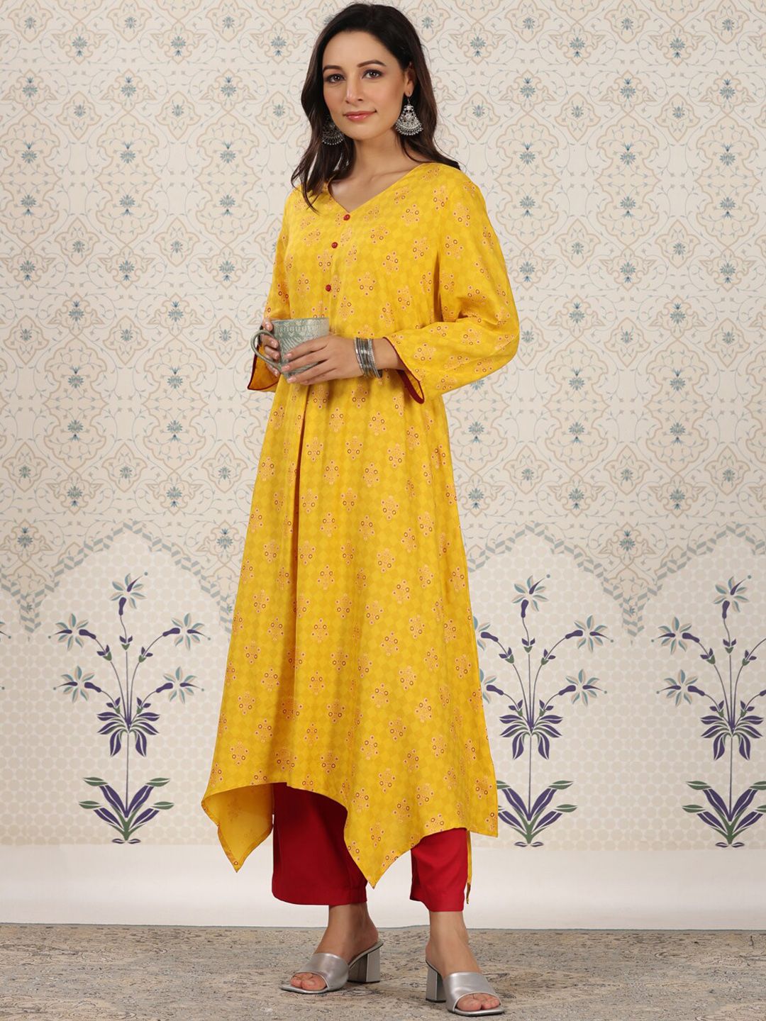 Ode by House of Pataudi Ethnic Motifs Printed V-Neck Asymmetric A-Line Kurta - Distacart