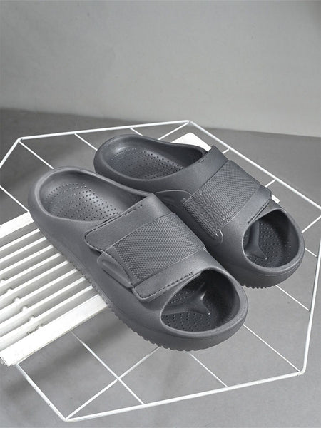 Roadster The Lifestyle Co. Men Textured Sliders