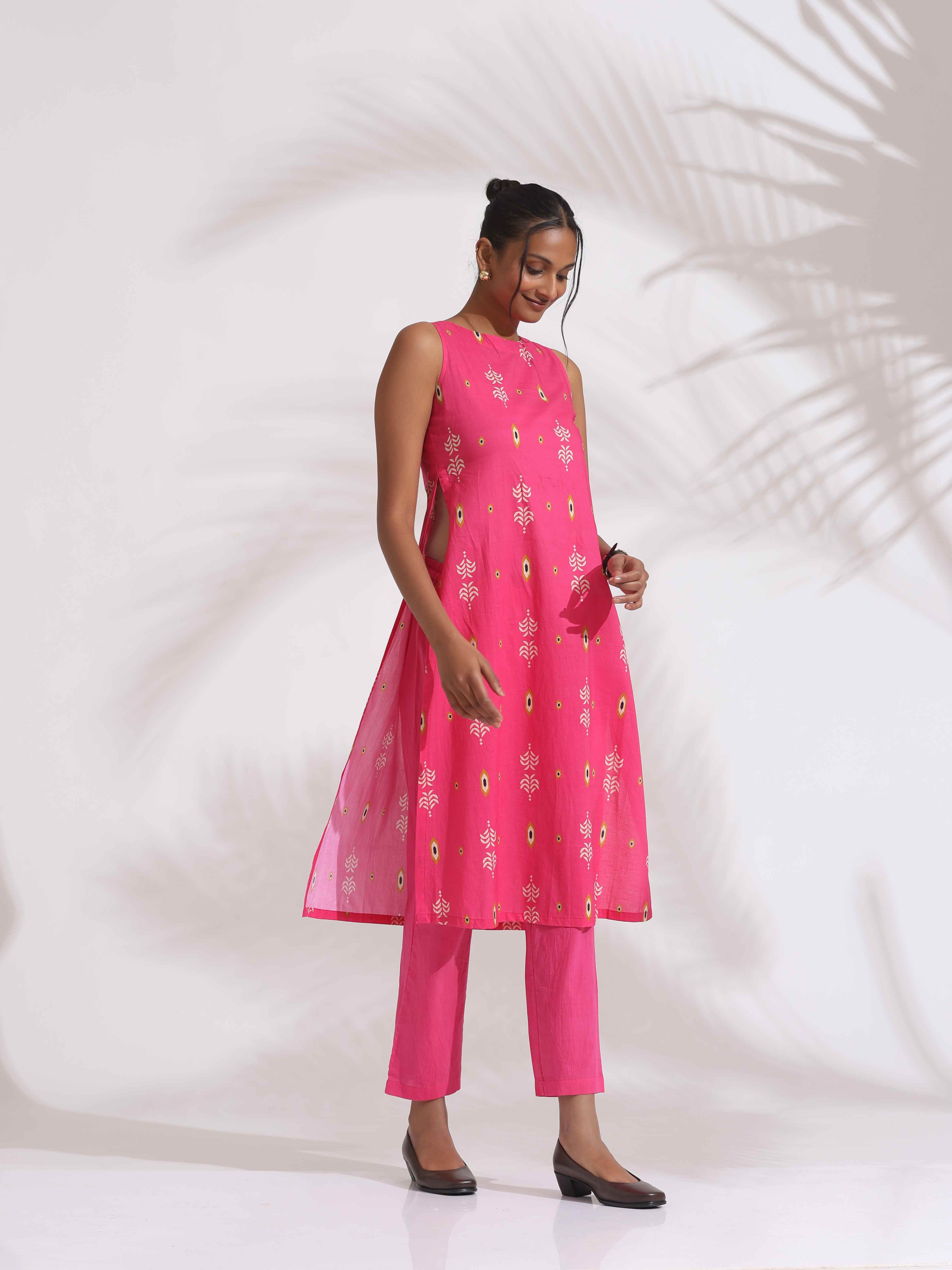 trueBrowns Pink Cotton Print Sleeveless Kurta Set - Distacart