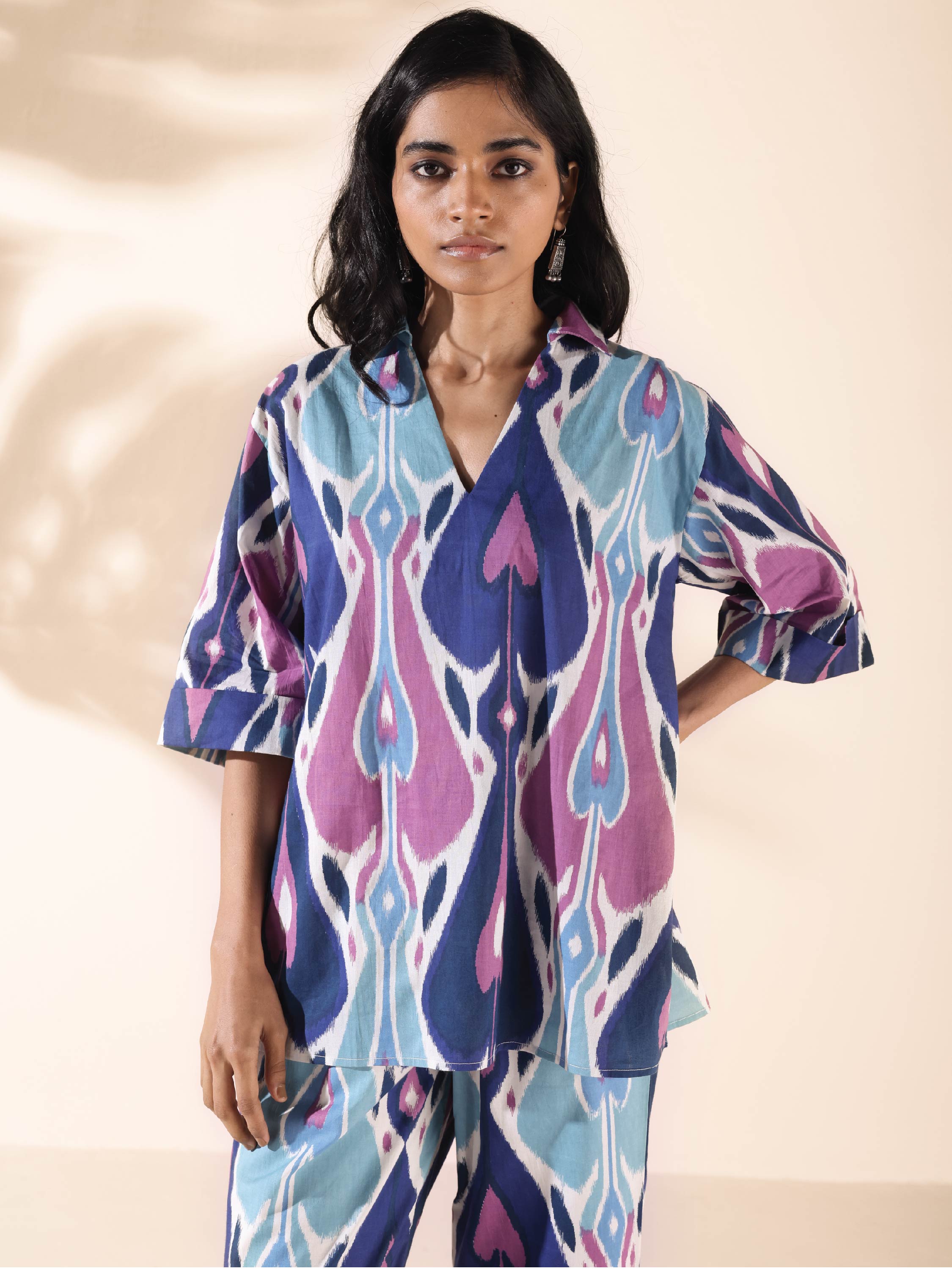 trueBrowns Blue Cotton Ikat V-neck Co-ord Set - Distacart