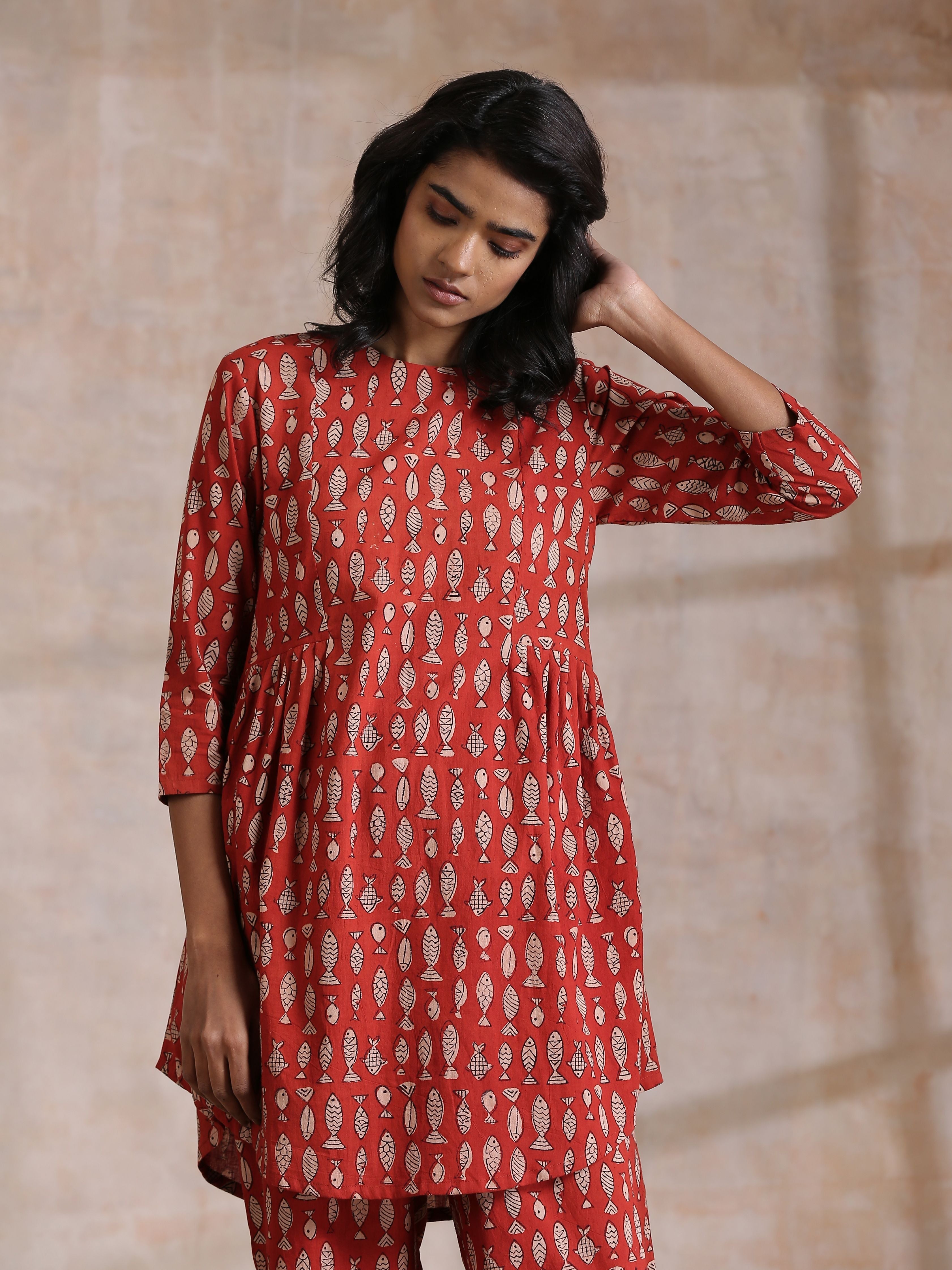 trueBrowns Rust Red Bagru Fish Print Cotton Gathers Co-Ord Set - Distacart