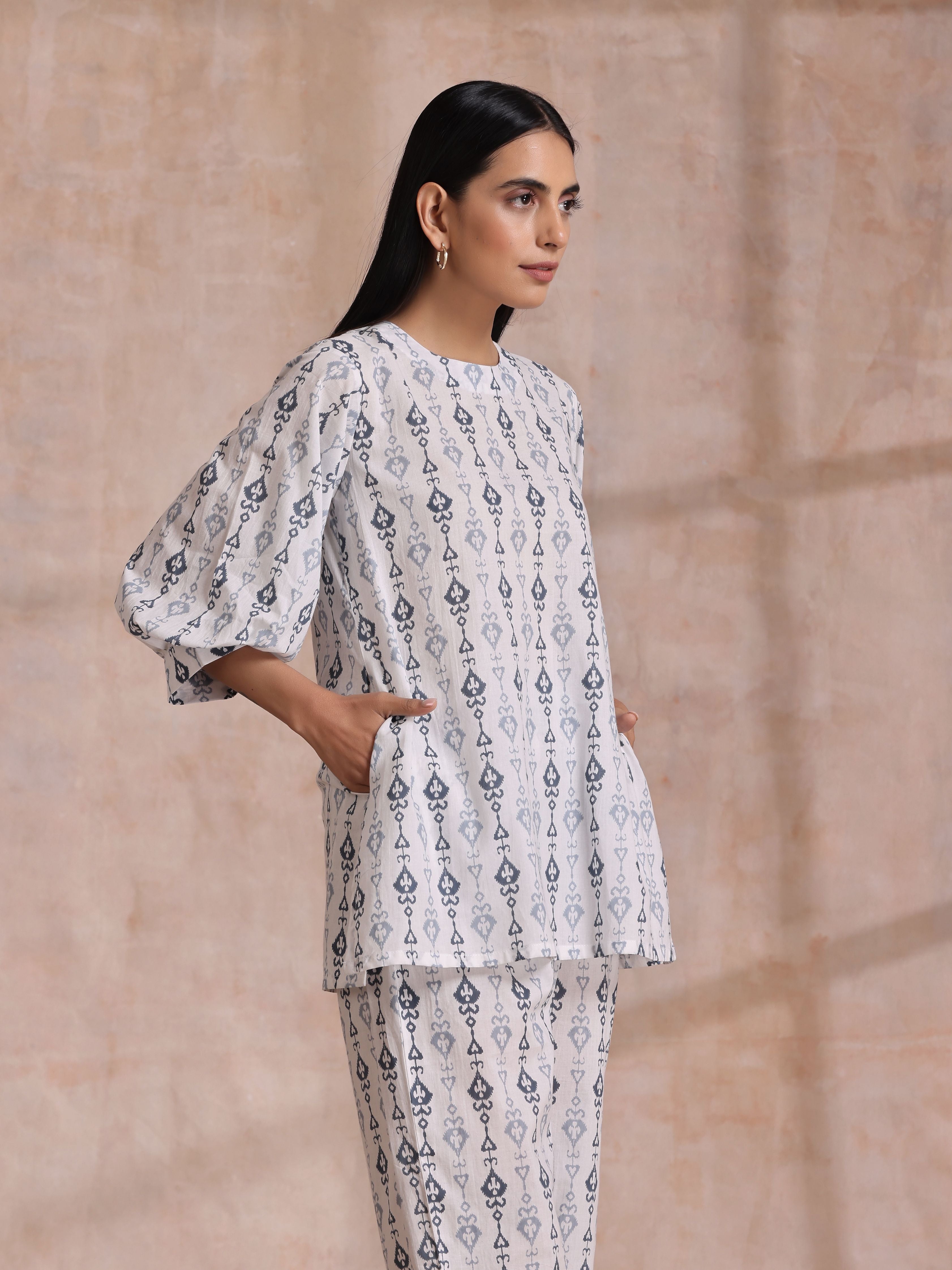 trueBrowns Grey On White Ikat Print Cotton Baggy Sleeve Co-Ord Set - Distacart