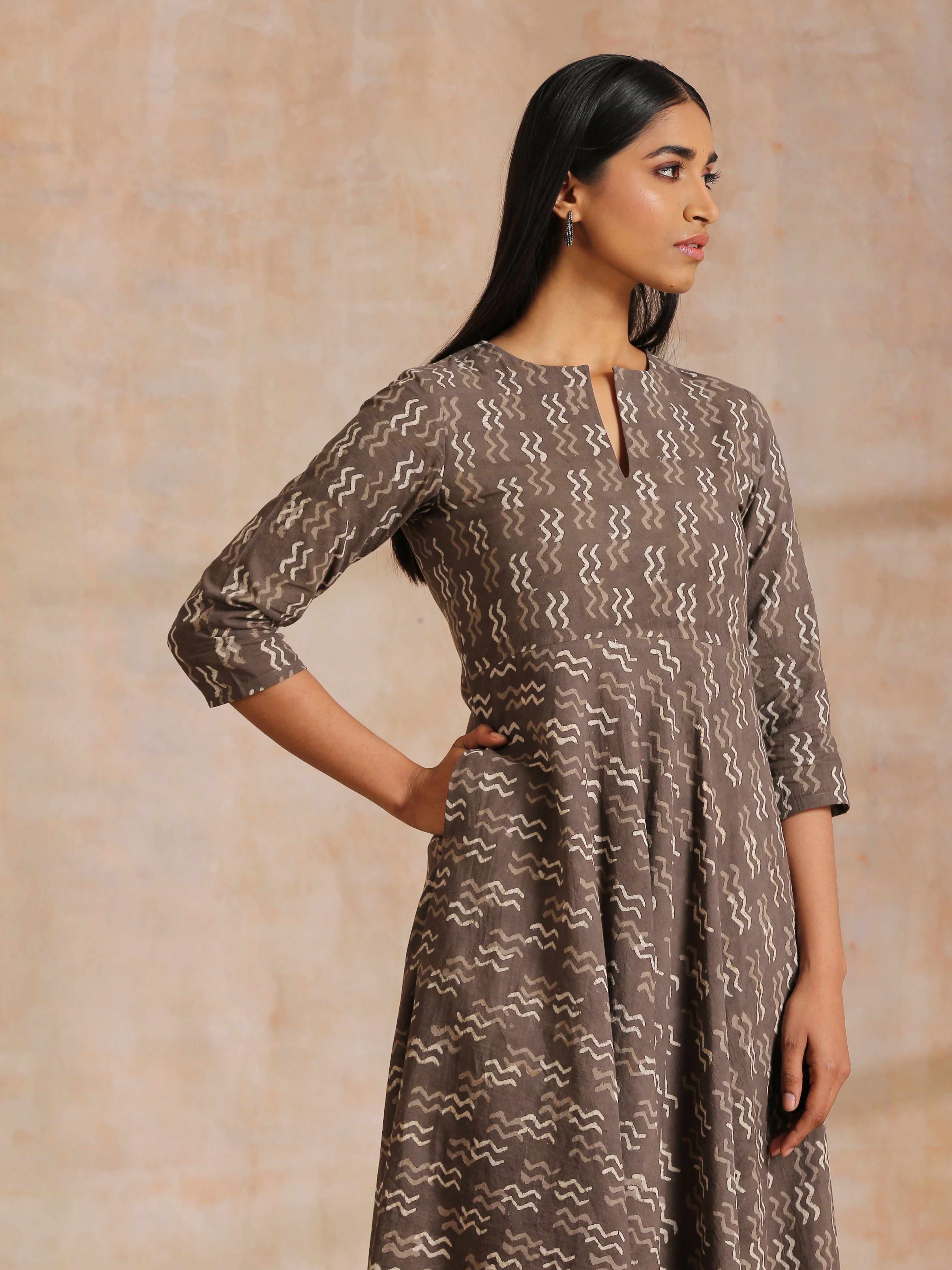 trueBrowns Clay Dabu Zig-Zag Motifs Print Cotton Flared Kurta Pant Set - Distacart