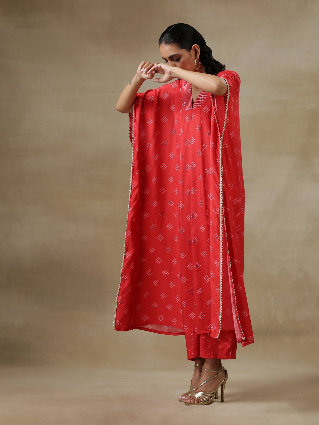 trueBrowns Red Bandhani Printed Silk Panel Kaftan Kurta Pant Set - Distacart