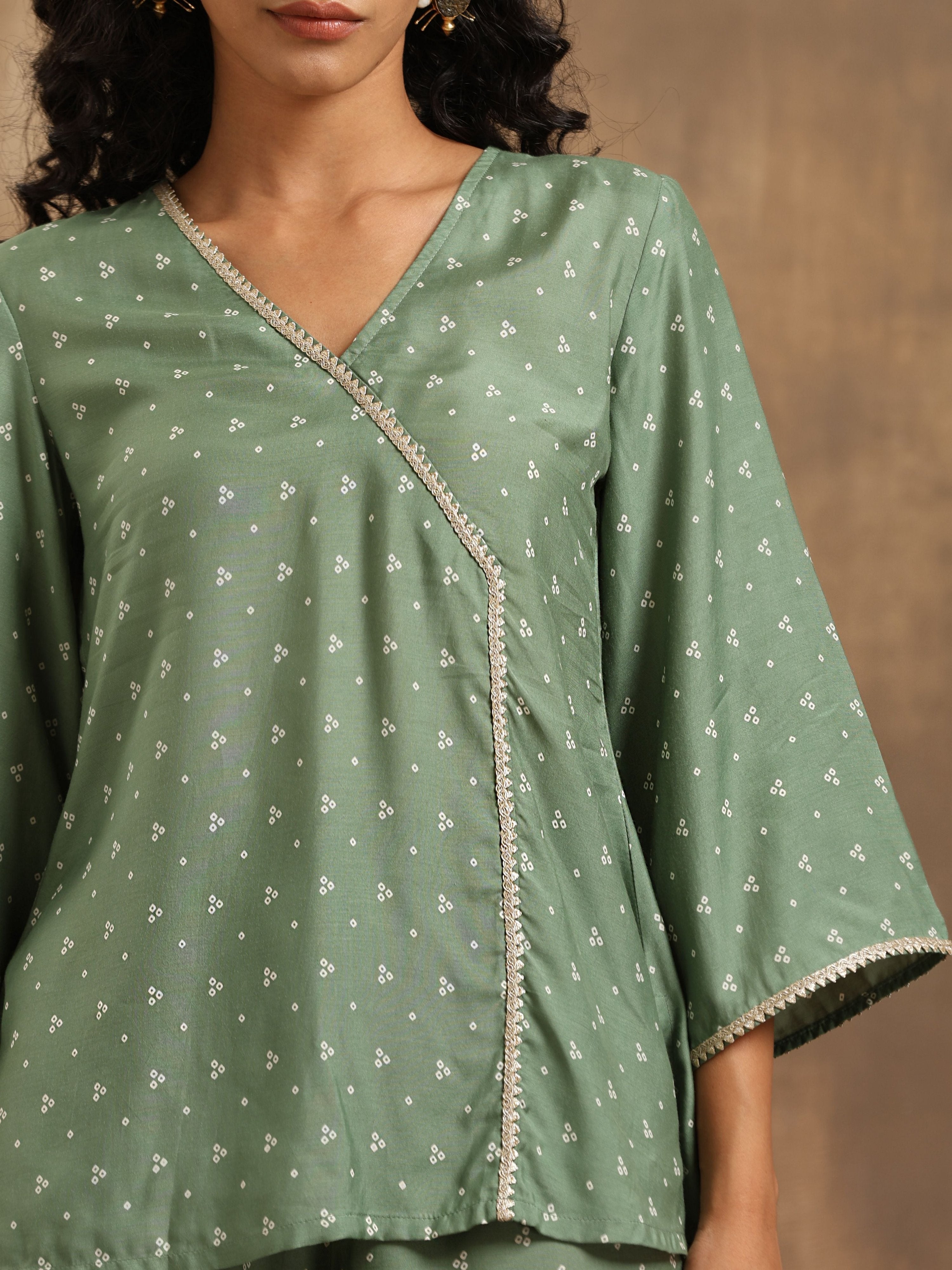 trueBrowns Light Green Bandhani Printed Silk Co-Ord Set - Distacart