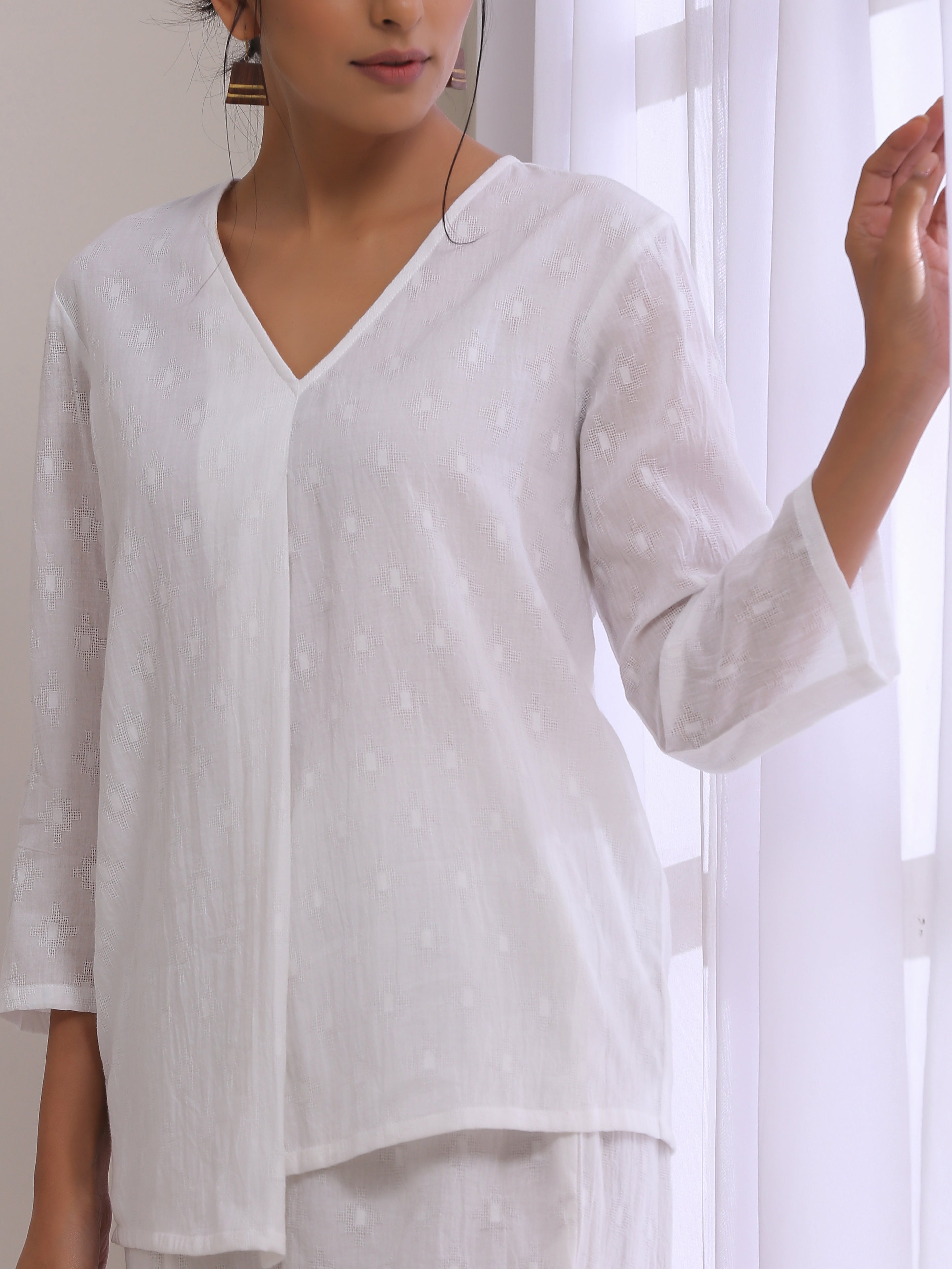 trueBrowns White Dobby Short Asymmetric Co-Ord Set - Distacart