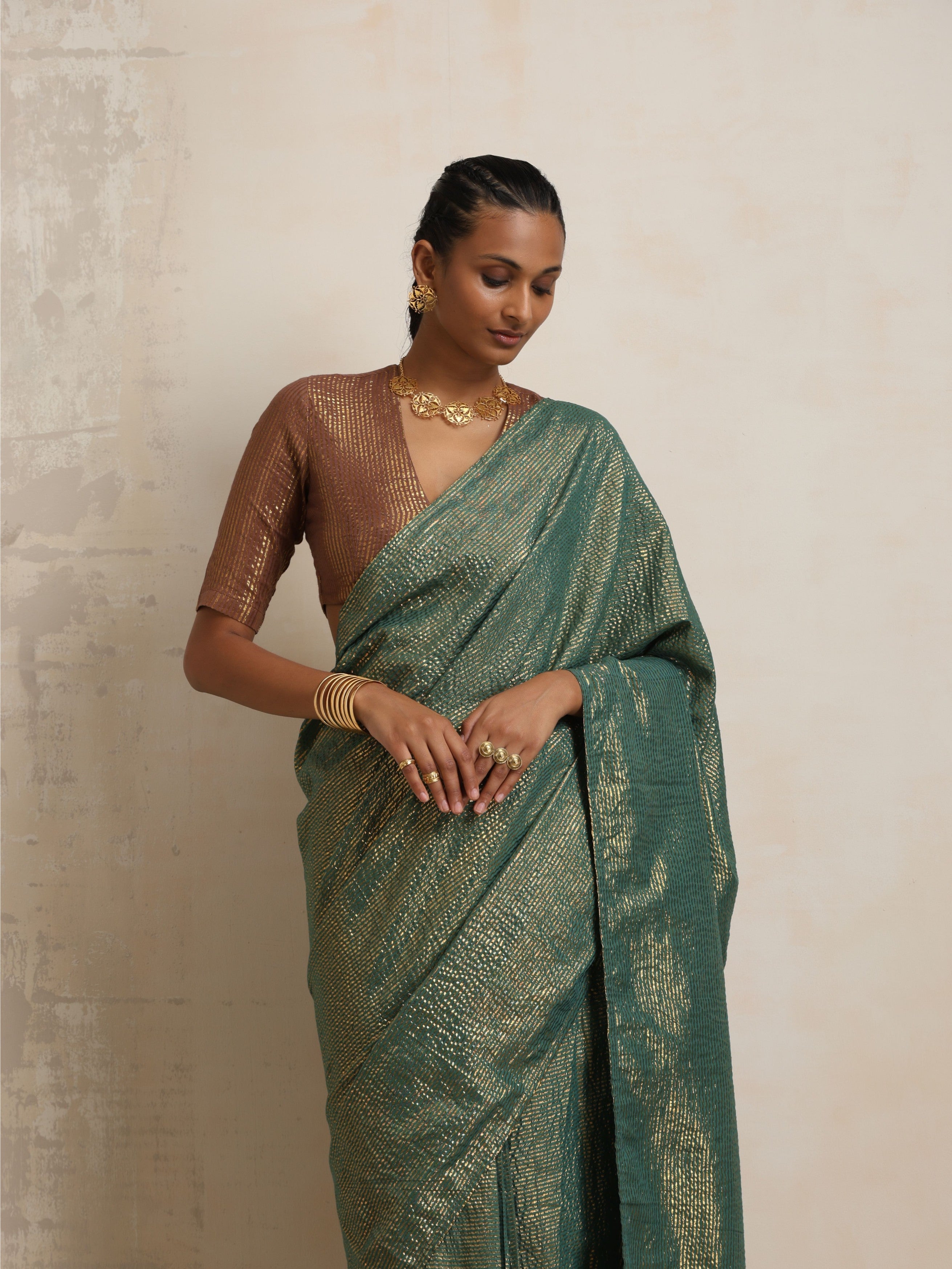trueBrowns Dark Green Gold Lurex Ready To Wear Saree - Distacart
